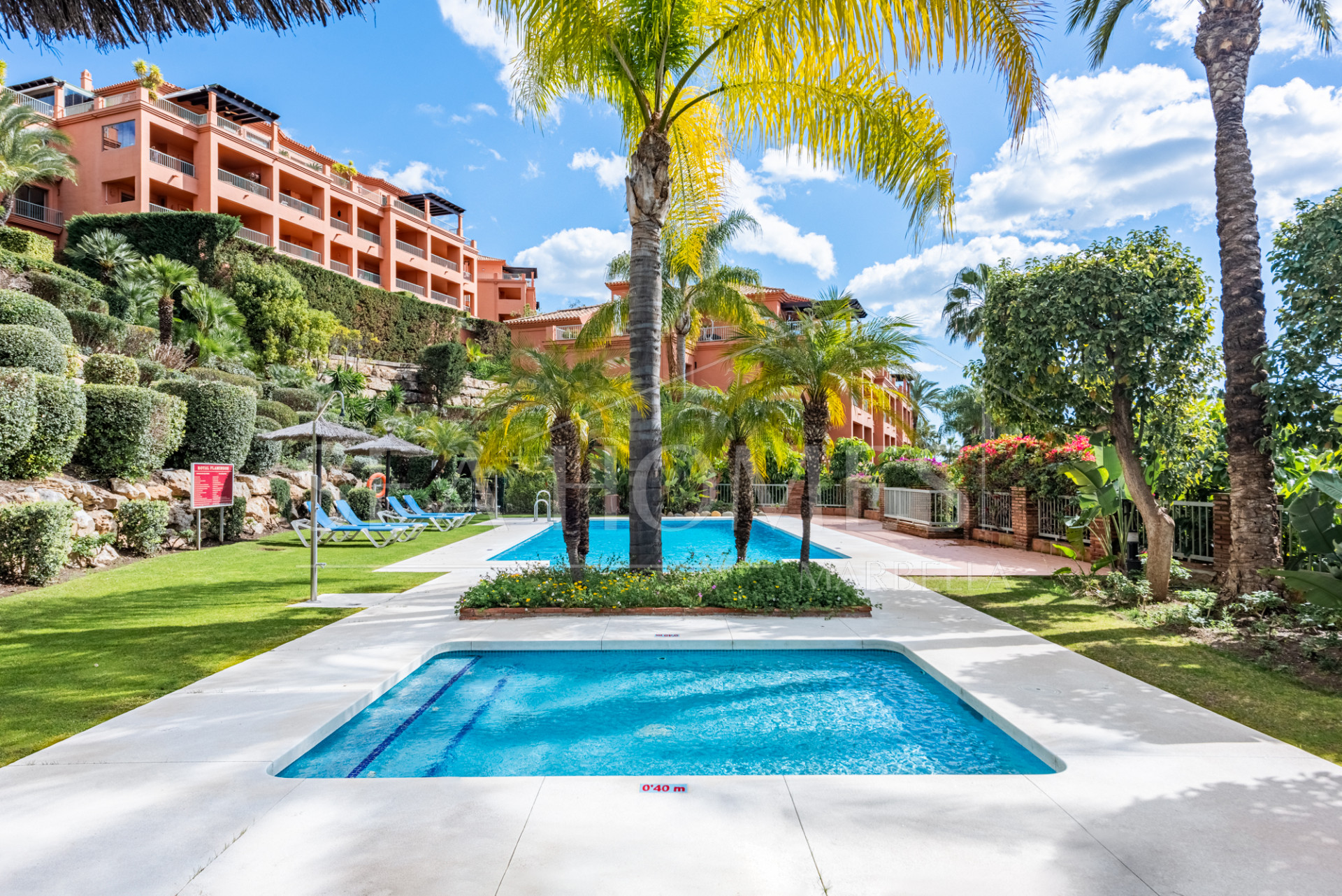 Luxurious Penthouse with Panoramic Views in Royal Flamingos, Benahavis