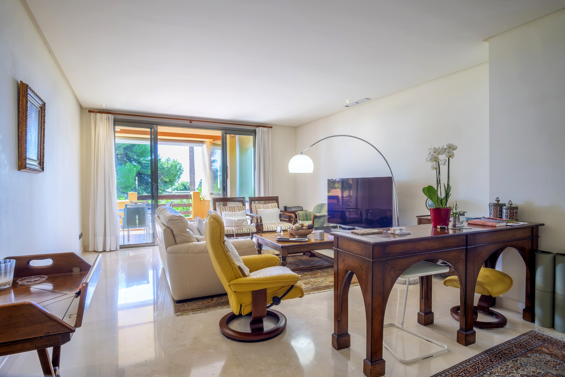 Superb 2 Bedroom Apartment in Mansion Club — photo 3