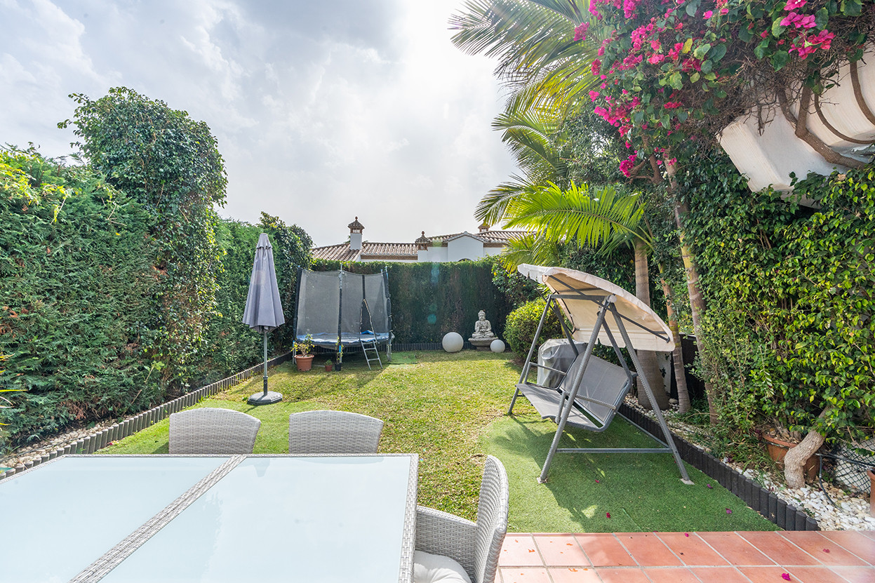 Town House for sale in Marbella East, Costa del Sol