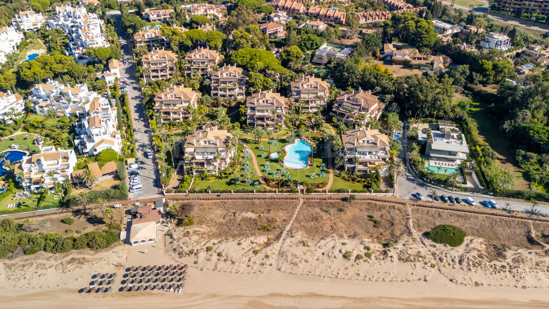 Апартамент на продажу в Los Monteros Playa, Восточная Марбелья
