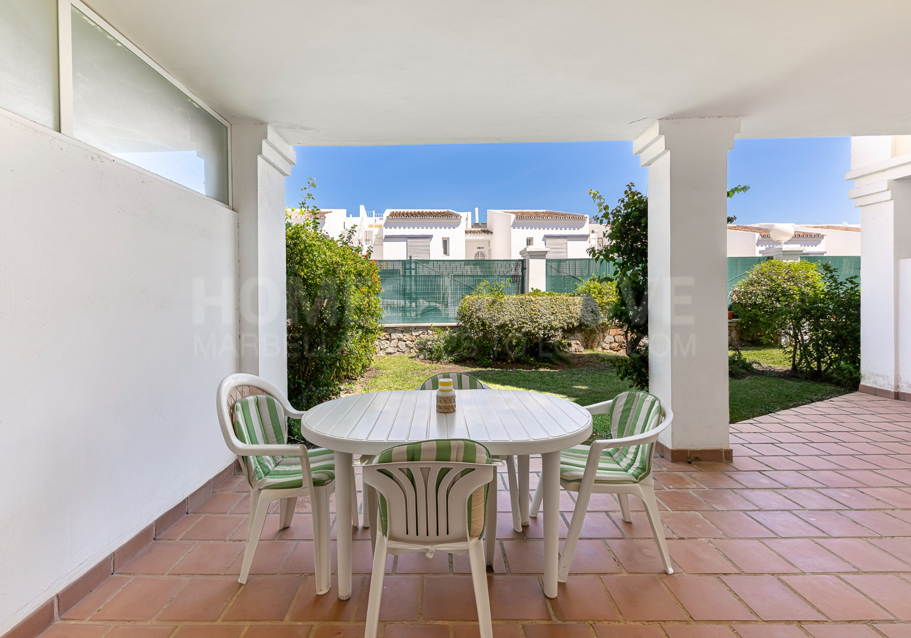 Ground-Floor Apartment for Sale in Aloha Gardens, Nueva Andalucía – Marbella