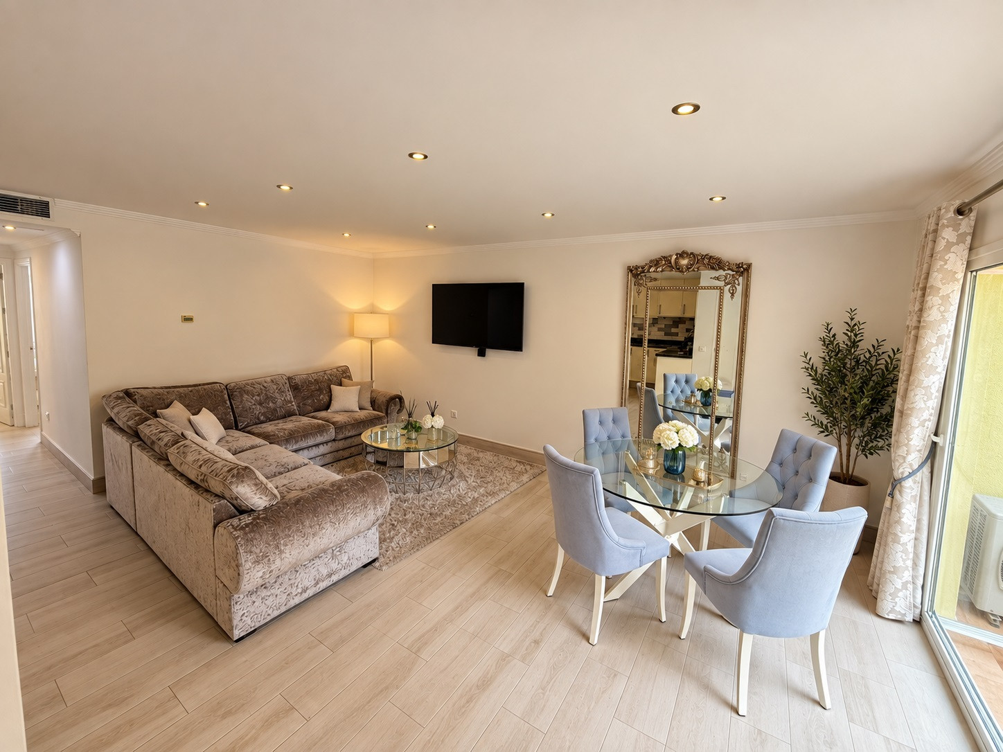 Apartamento en venta en Aloha Golf