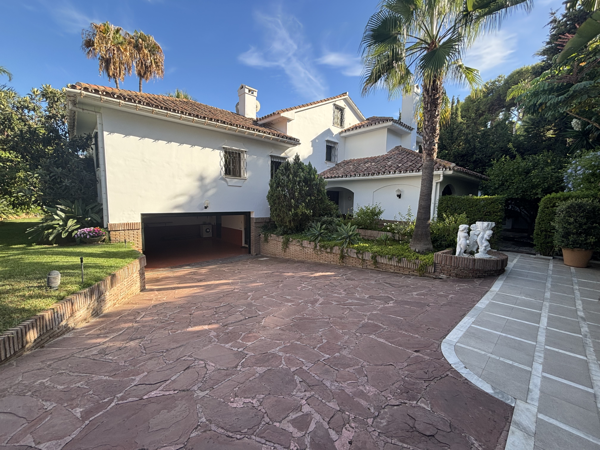 villa in Marbella Este — frame 5