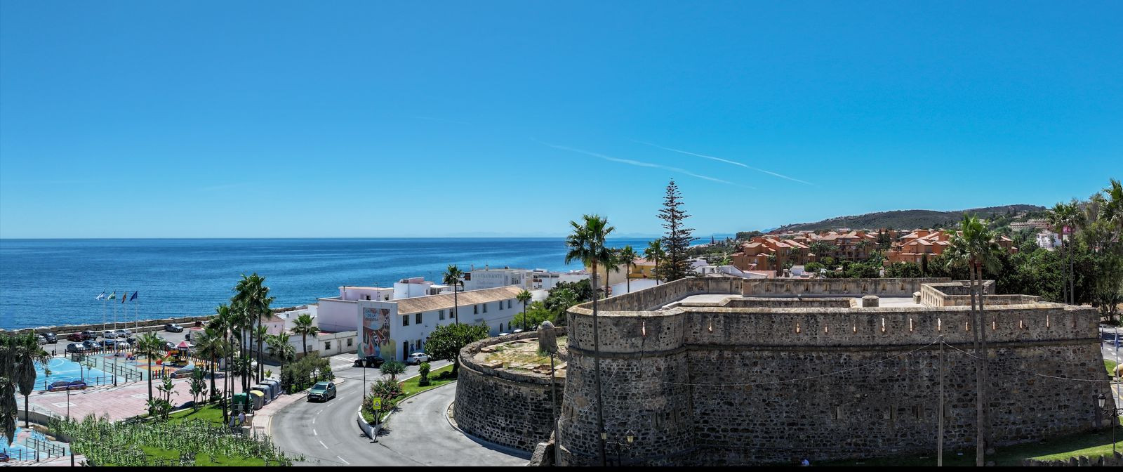 Vesta Mare by ABU, apartamentos y áticos en primera línea de playa en Manilva