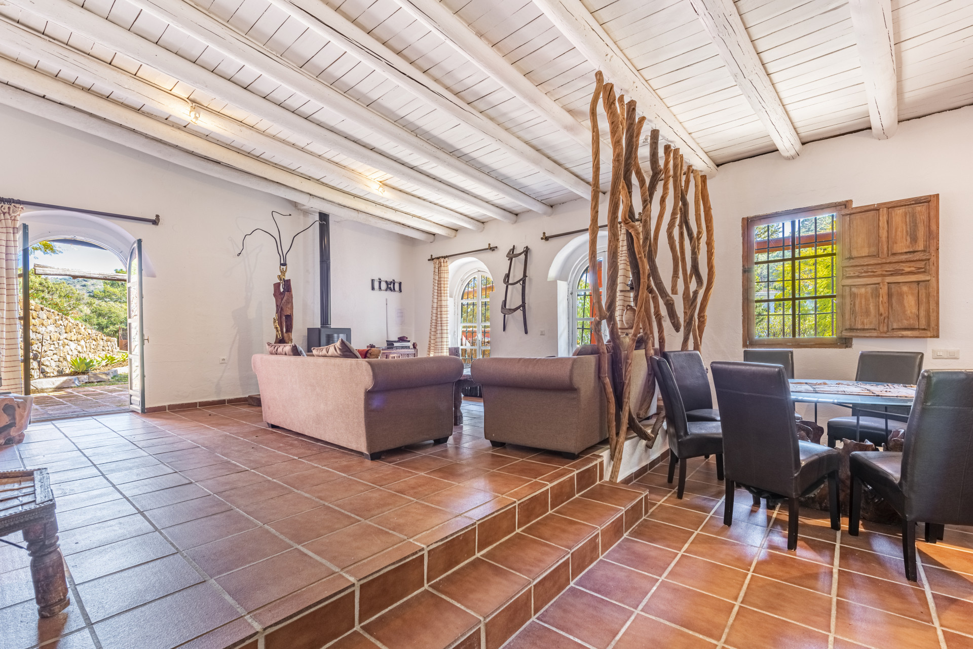 5 bed Villa For Sale in Benahavis, Malaga - 3