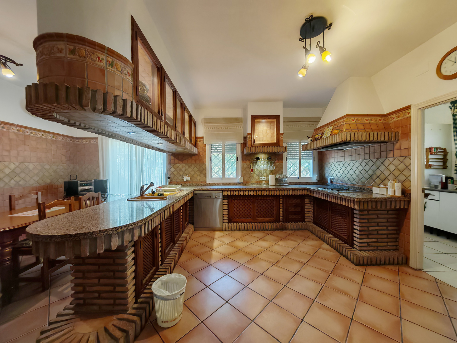 Villa in Marbella - Image 5