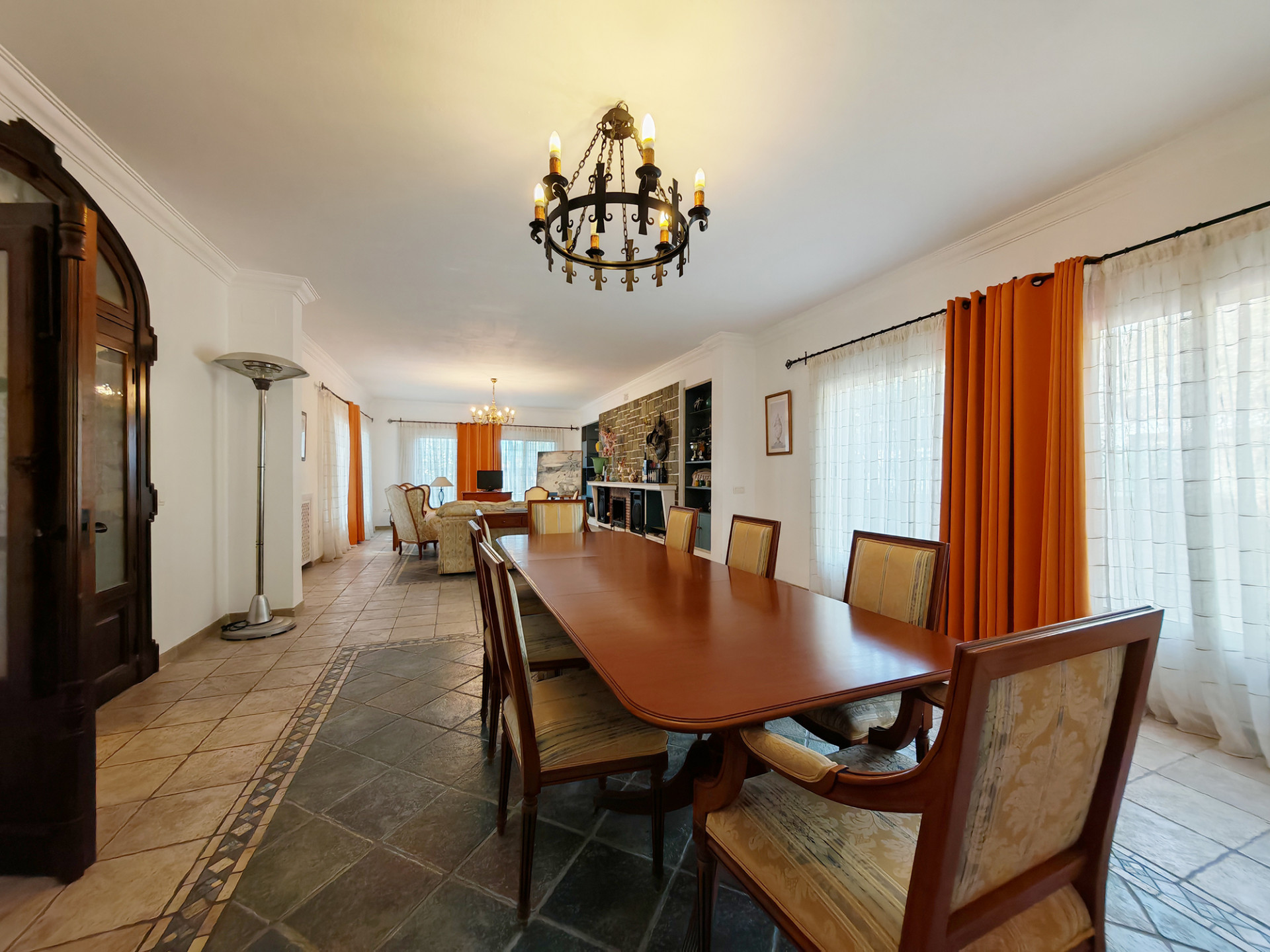 Villa in Marbella - Image 3