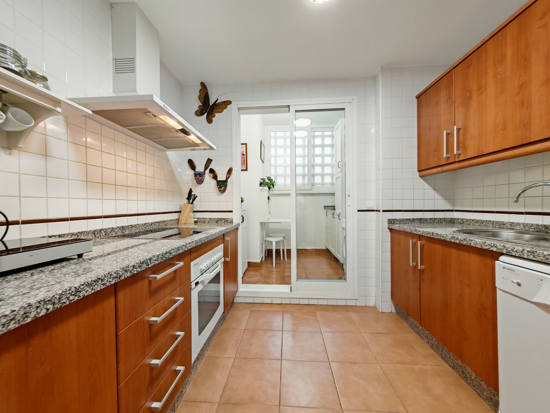 Apartment in Sitio de Calahonda - Image 5