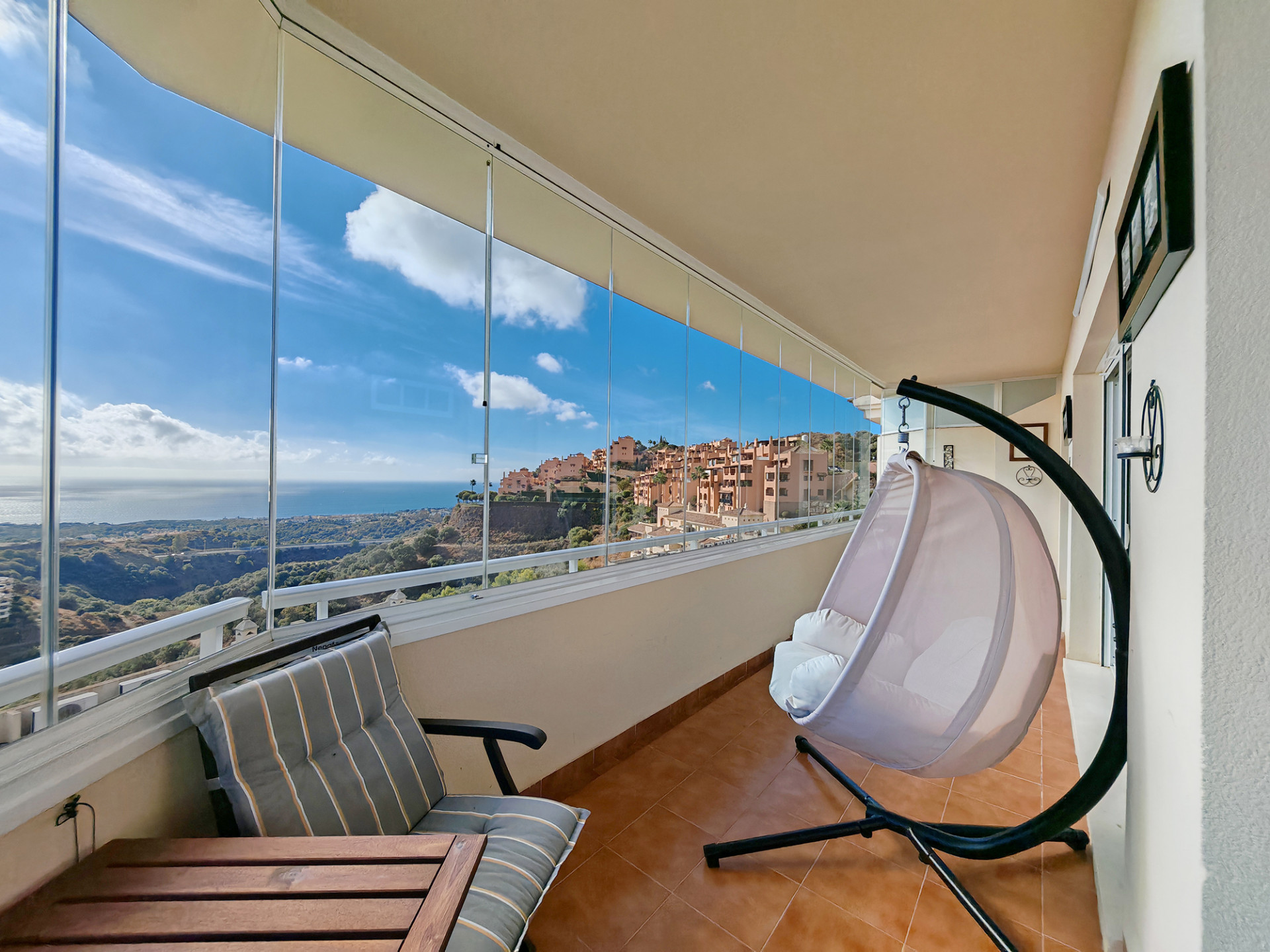 Apartment in Sitio de Calahonda - view 1