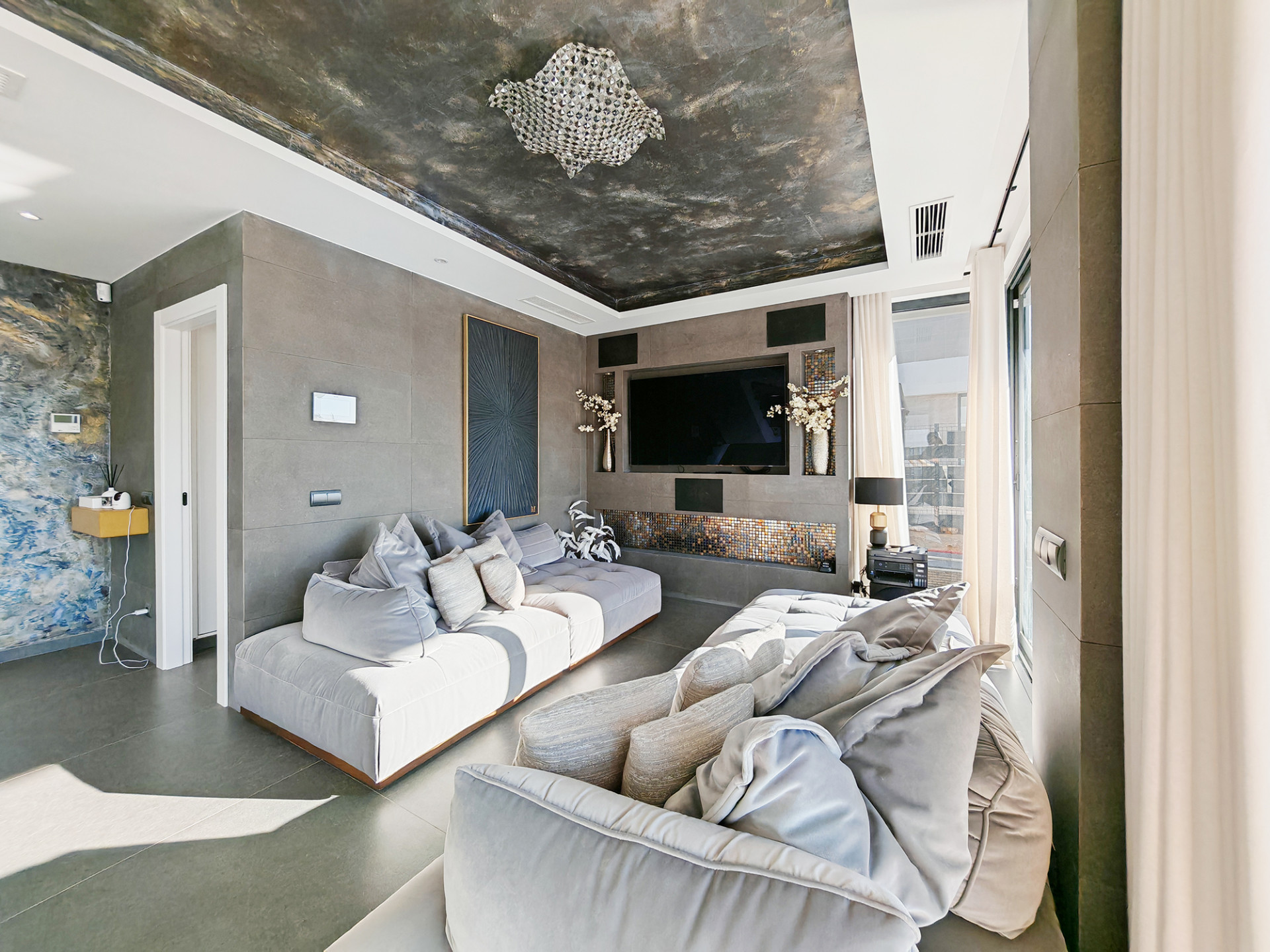 Villa in Estepona - Image 4