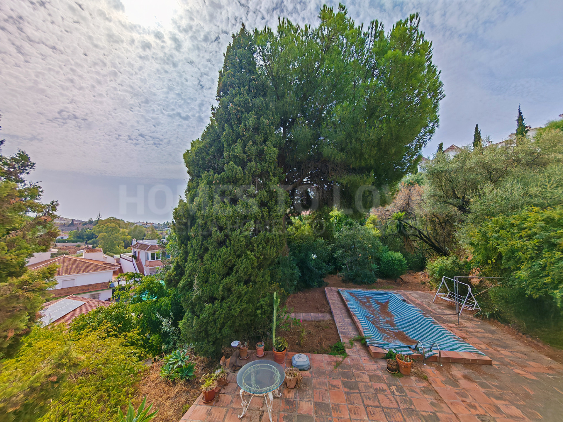 Villa Renovation Opportunity with Two Independent Guest Bungalows Near Mijas Pueblo