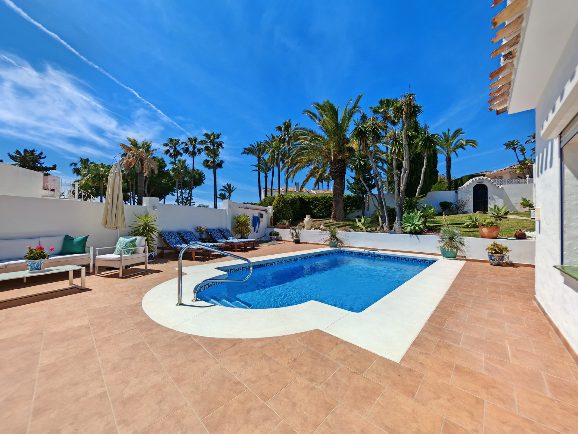 Villa in Sitio de Calahonda - Image 2