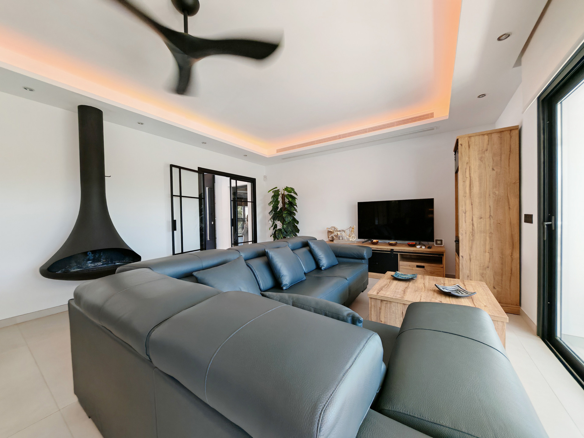 Villa in La Cala De Mijas - Image 4