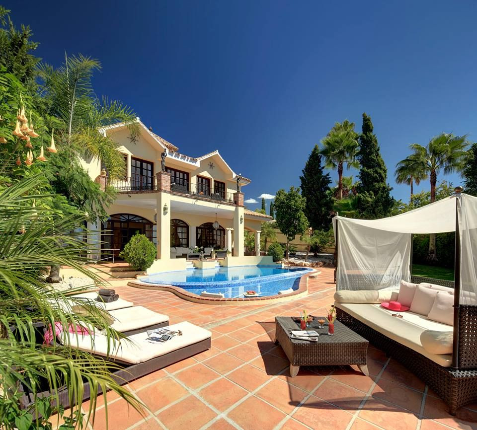 Villa in La Quinta Golf, Benahavis - Image 2