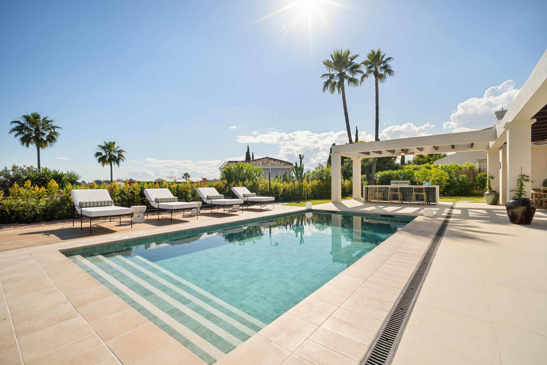 Villa in Nueva Andalucia, Marbella - Image 4