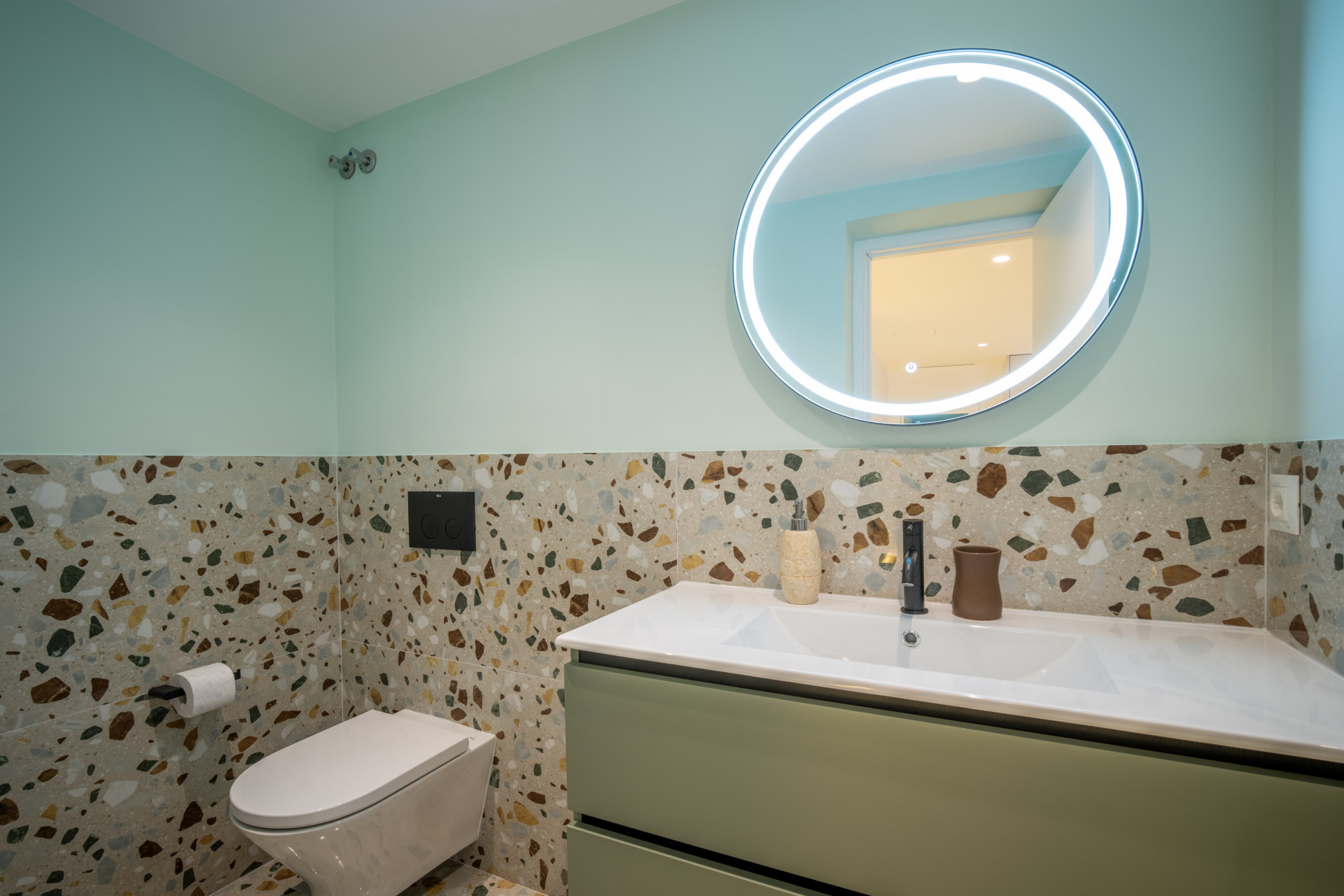 Apartment in Marbella, Marbella - Image 20