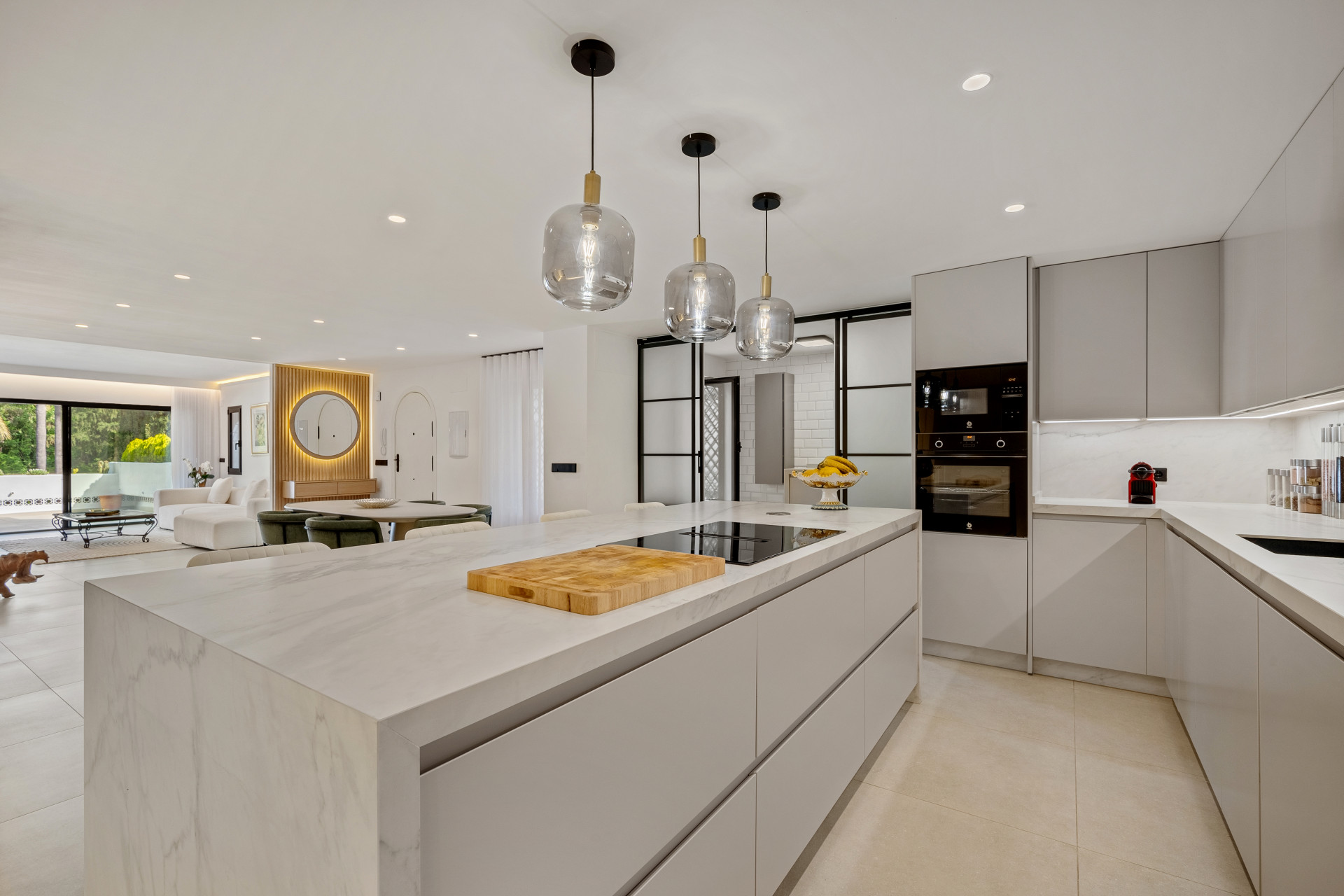 Apartment in Marbella, Marbella - Image 9
