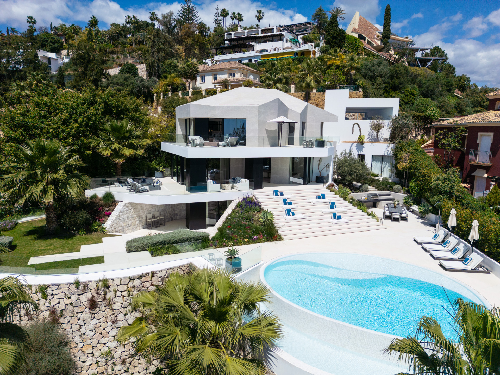 Villa in El Herrojo, Benahavis - Image 42