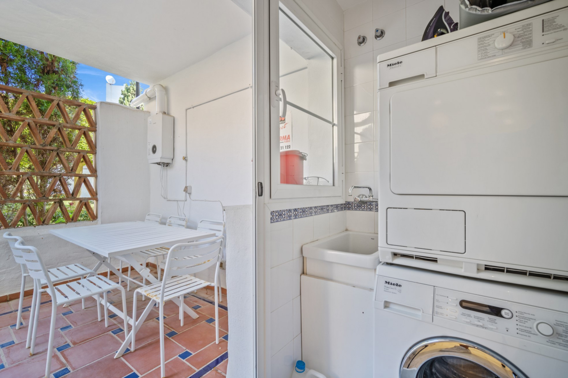 Ground Floor Apartment en Las Adelfas, San Pedro de Alcantara - Image 43