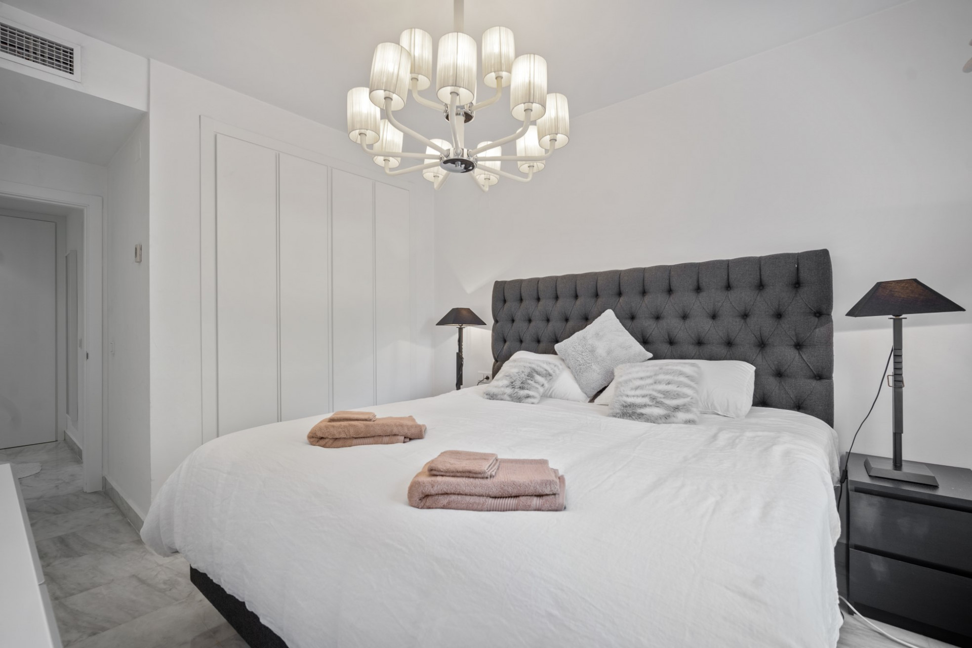 Ground Floor Apartment en Las Adelfas, San Pedro de Alcantara - Image 29