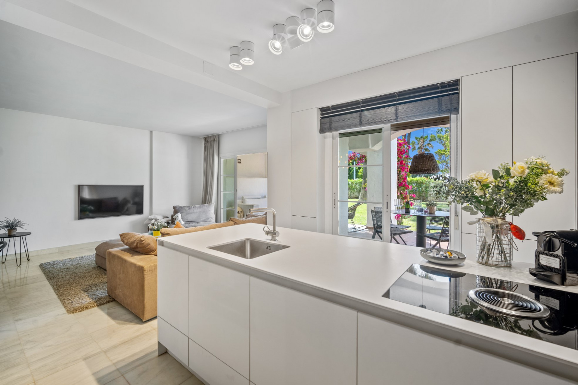 Ground Floor Apartment en Las Adelfas, San Pedro de Alcantara - Image 8
