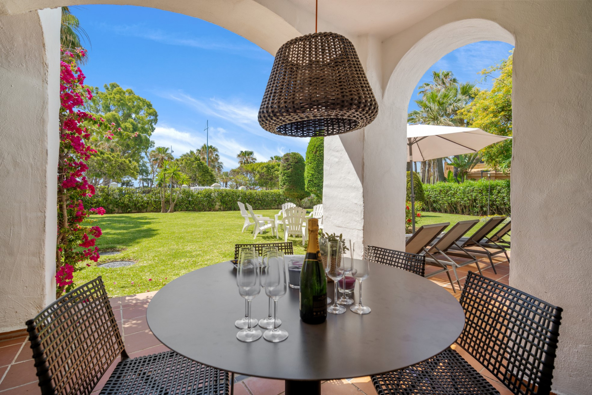 Ground Floor Apartment en Las Adelfas, San Pedro de Alcantara - Image 19