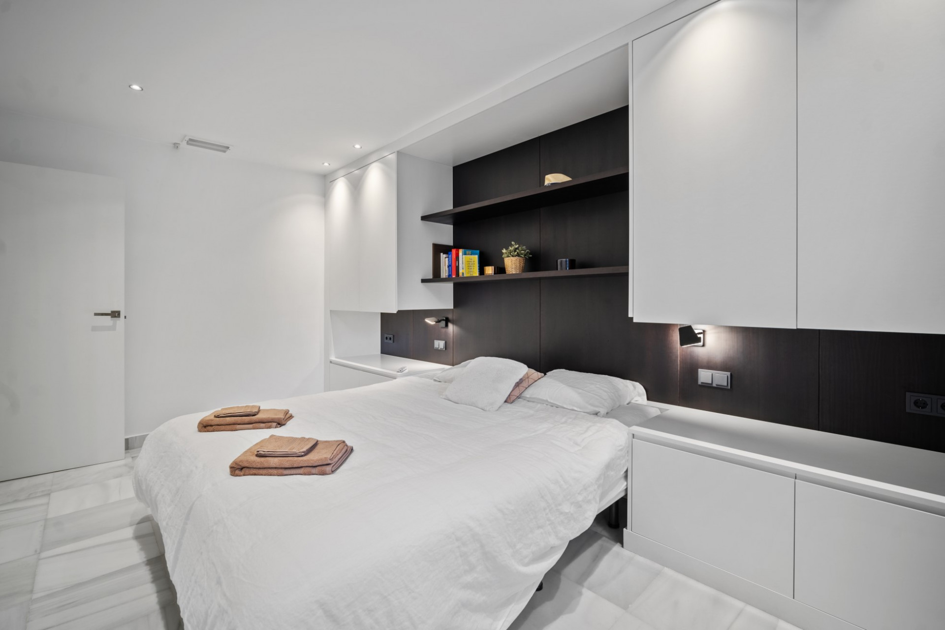 Ground Floor Apartment en Las Adelfas, San Pedro de Alcantara - Image 25