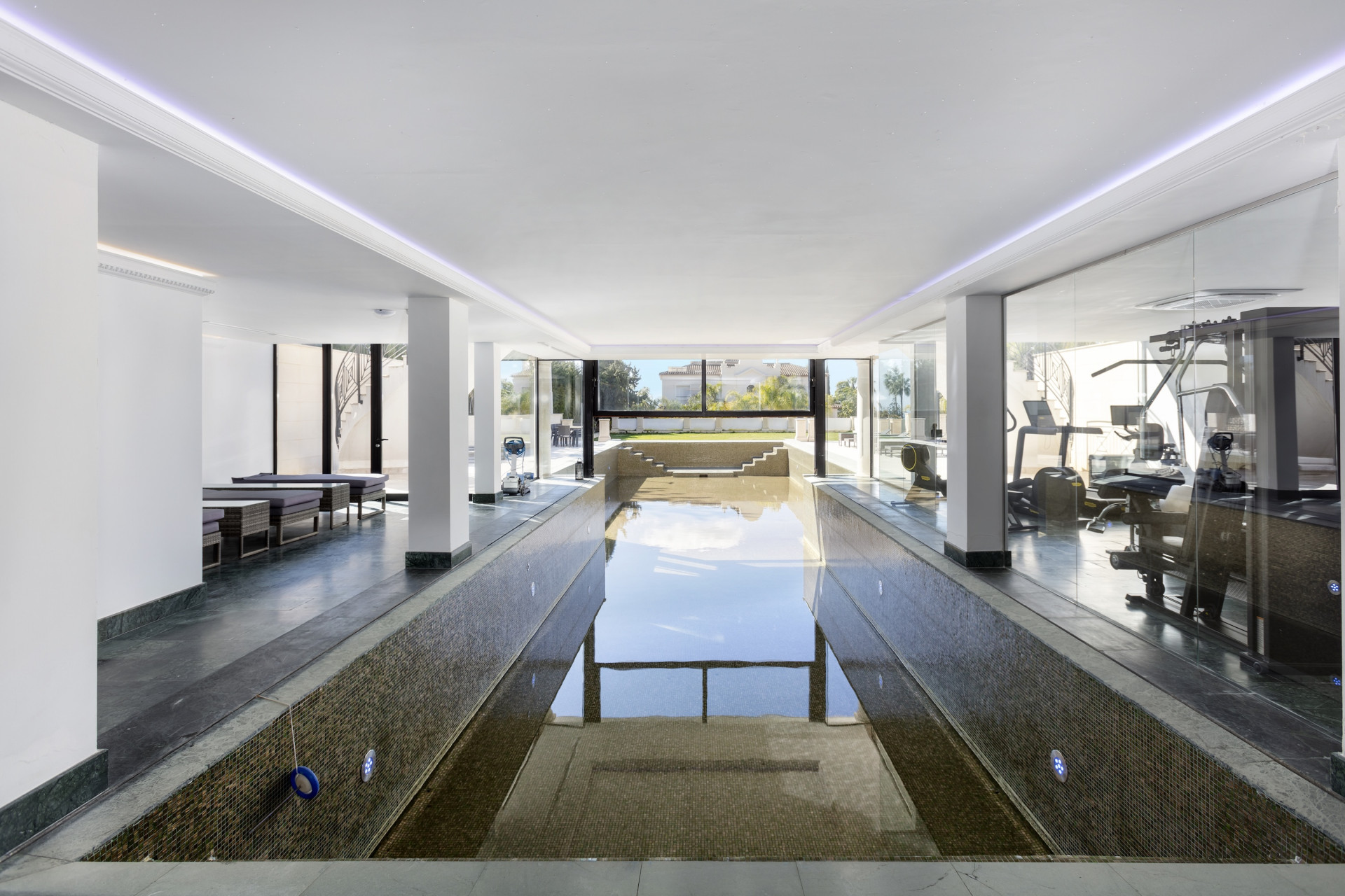Villa in Marbella Golden Mile, Marbella - Image 15