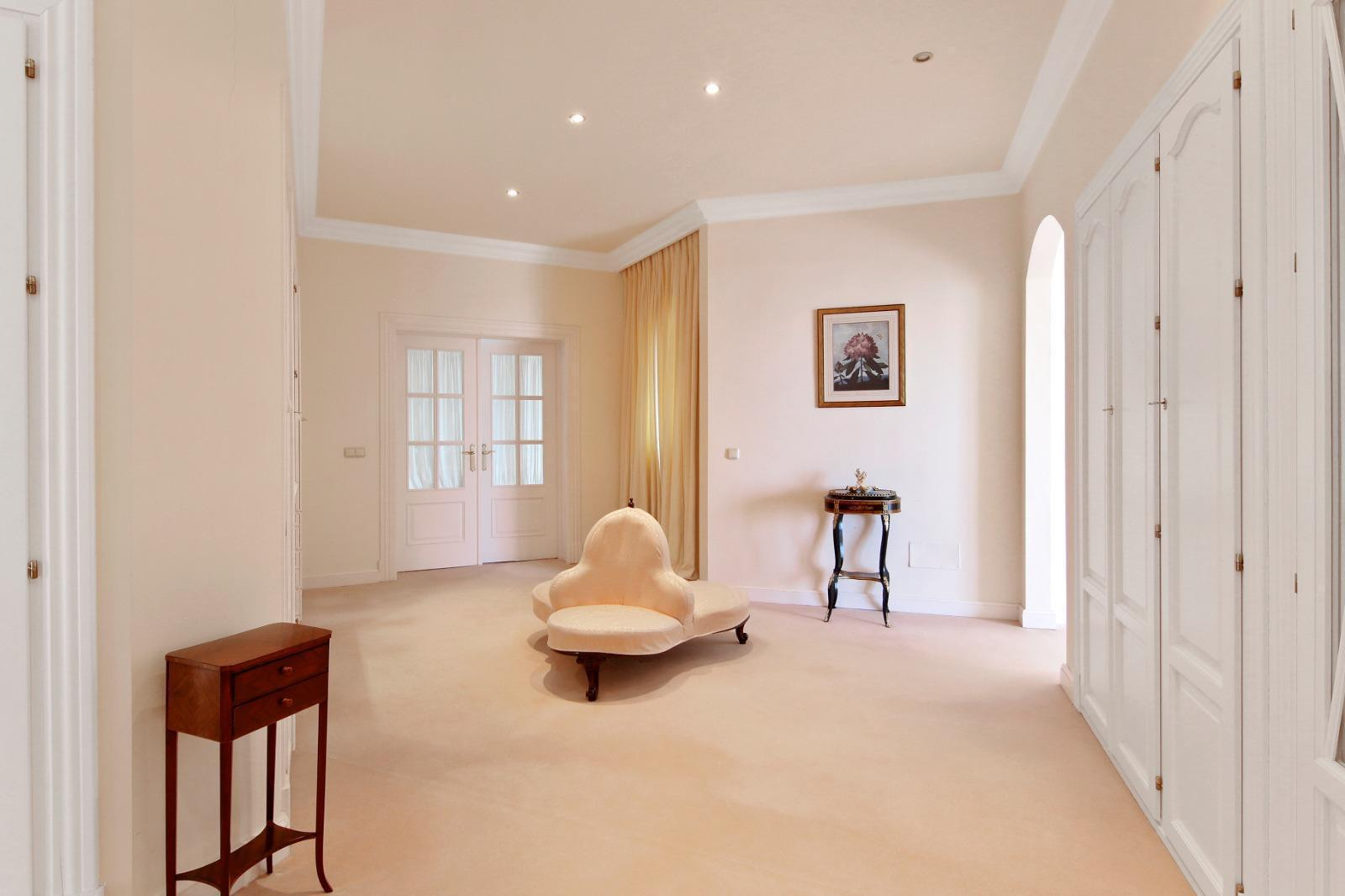 Villa en La Zagaleta, Benahavis - Image 35