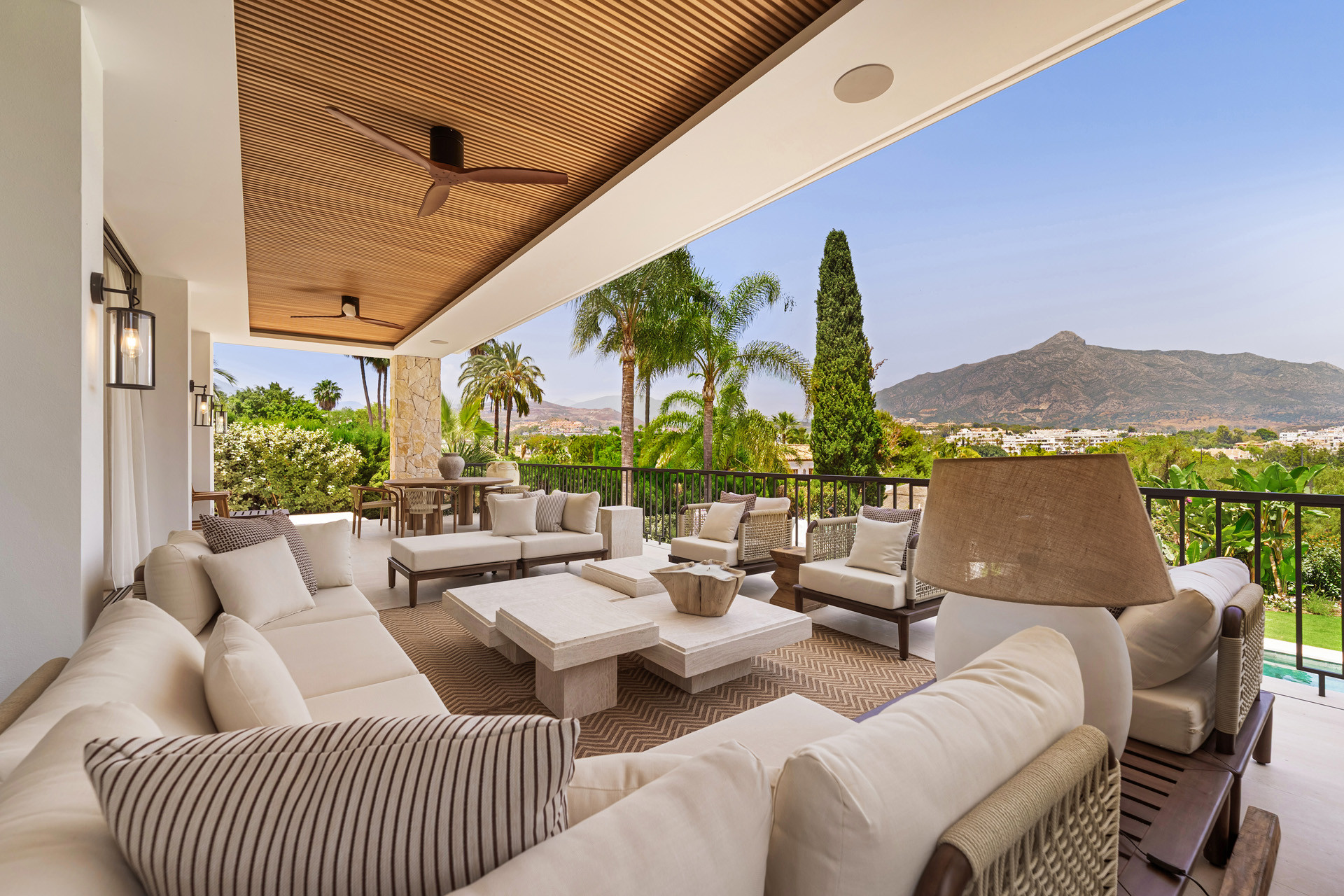 Villa in Nueva Andalucia, Marbella - Image 11