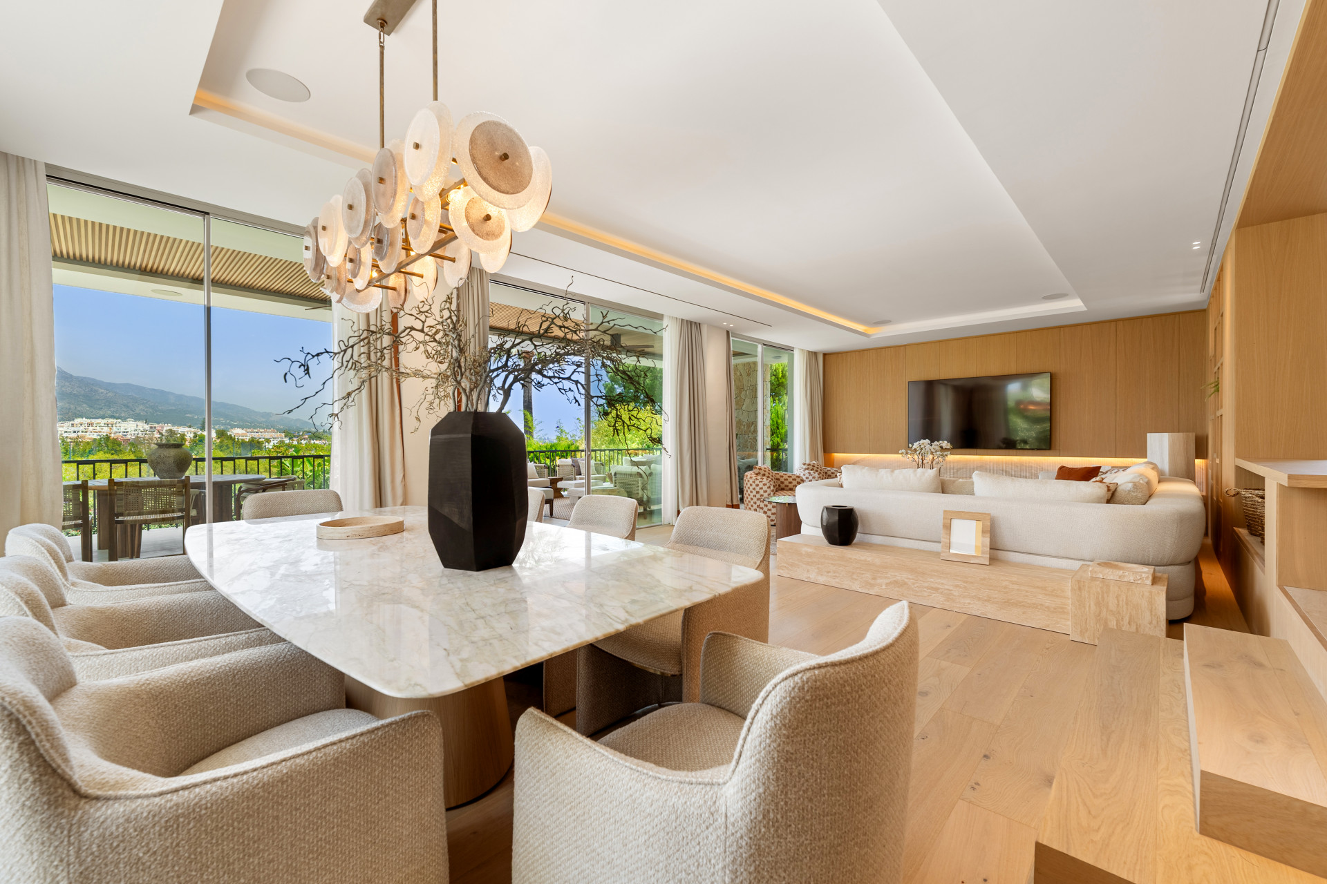 Villa in Nueva Andalucia, Marbella - Image 5