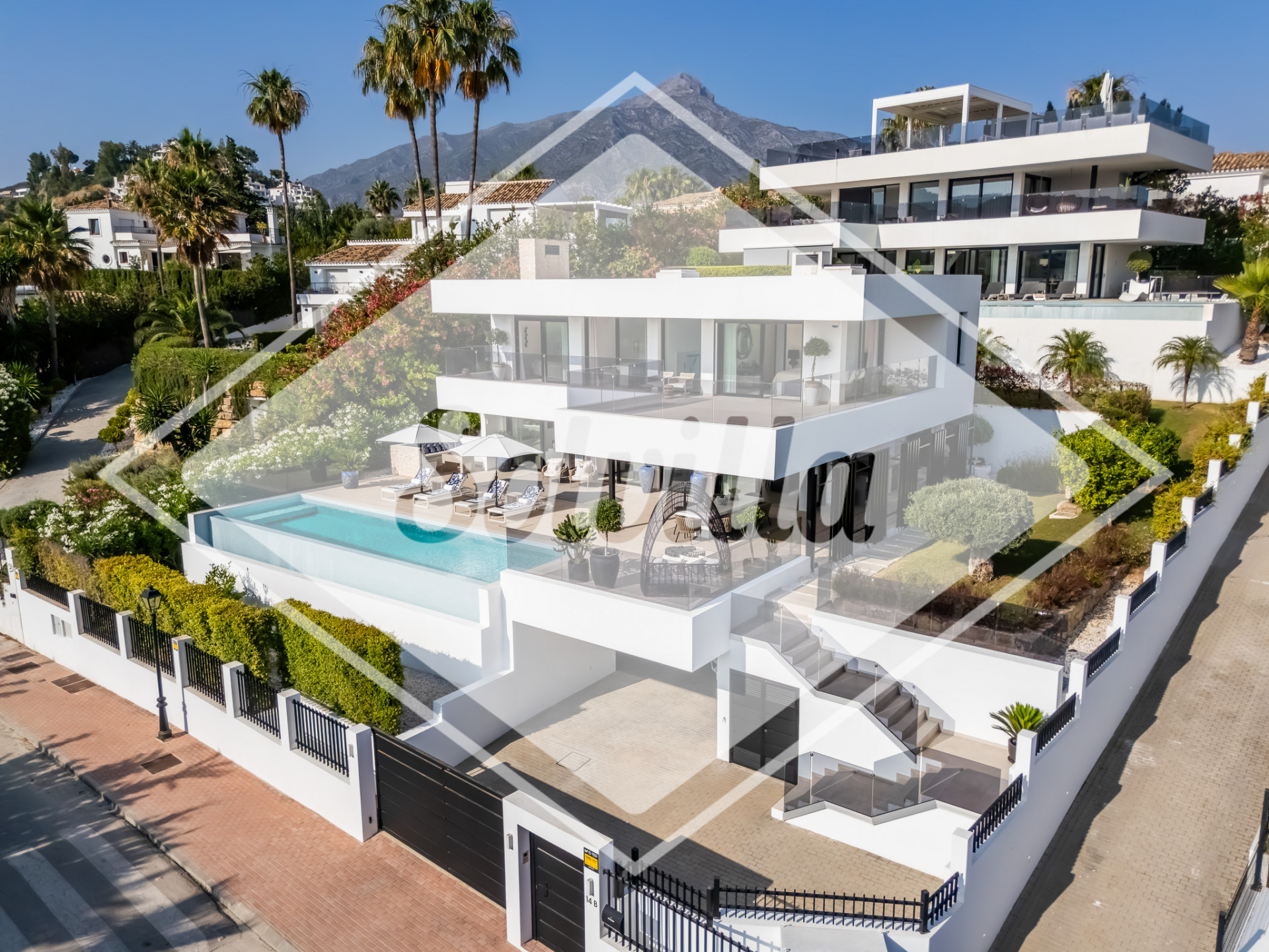 Villa à Nueva Andalucia, Marbella - Image 2