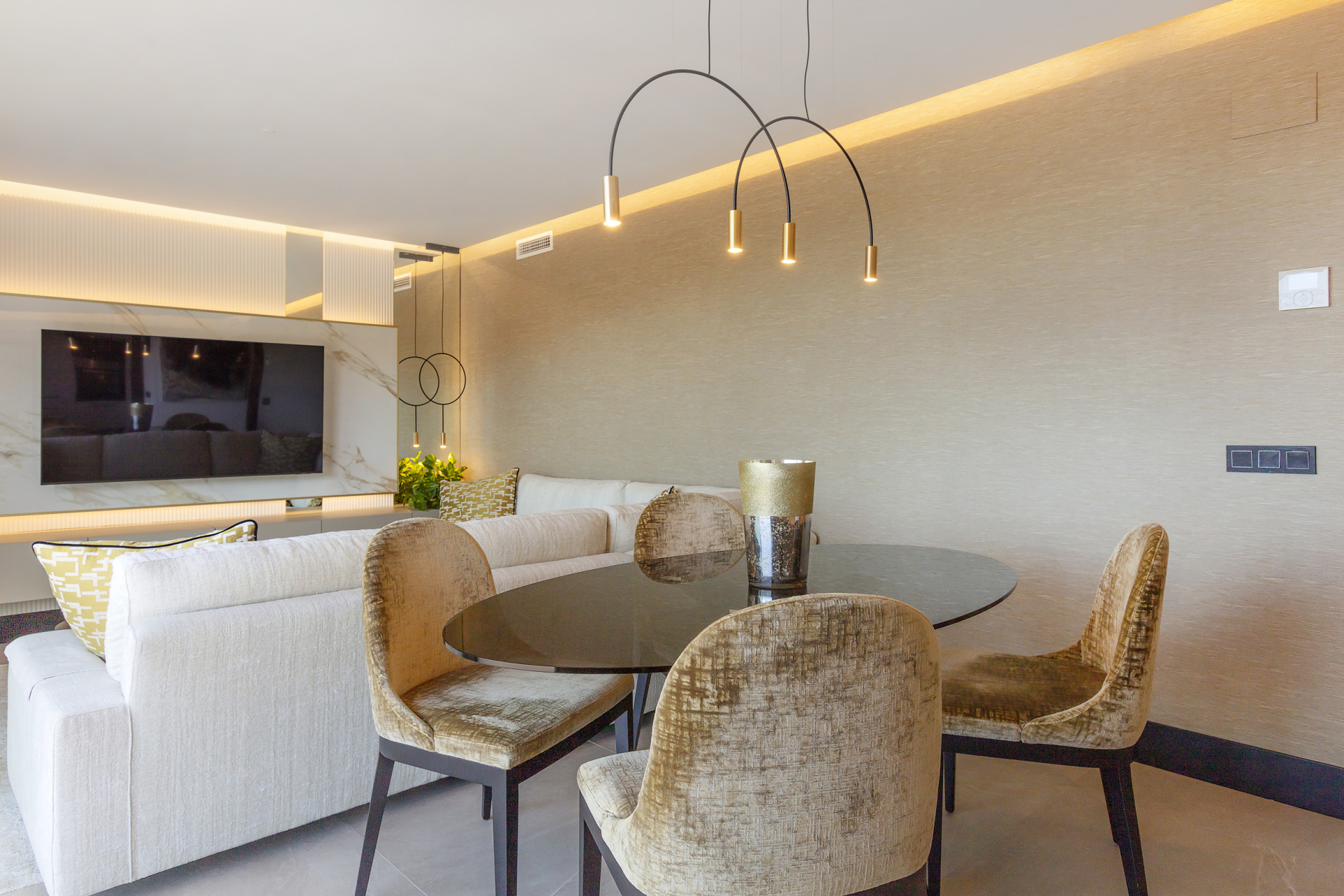 Penthouse in Nueva Andalucia, Marbella - Image 8