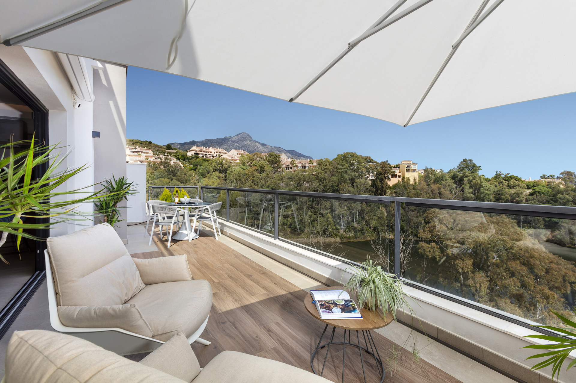 Penthouse in Nueva Andalucia, Marbella - Image 27
