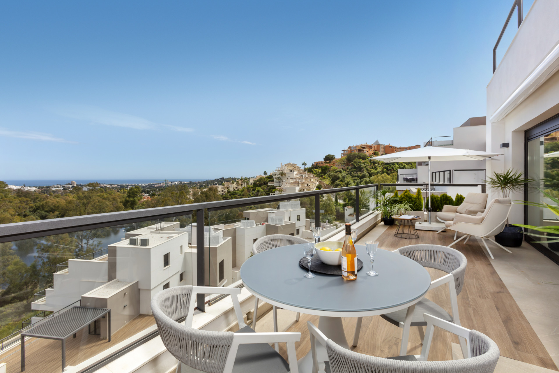Penthouse in Nueva Andalucia, Marbella - Image 26