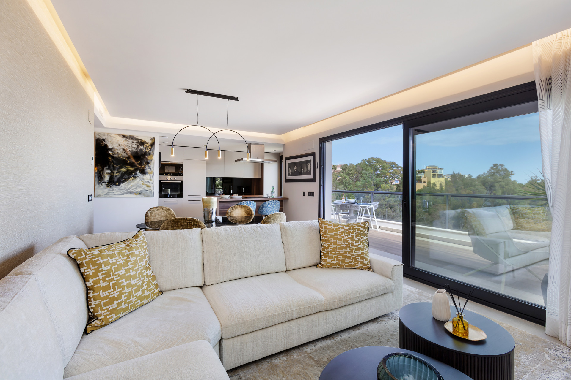 Penthouse in Nueva Andalucia, Marbella - Image 6