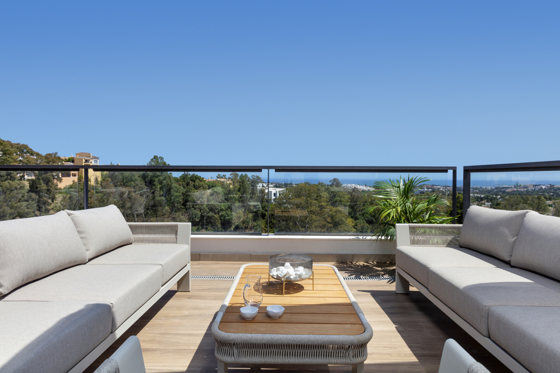 Penthouse in Nueva Andalucia, Marbella - Image 12