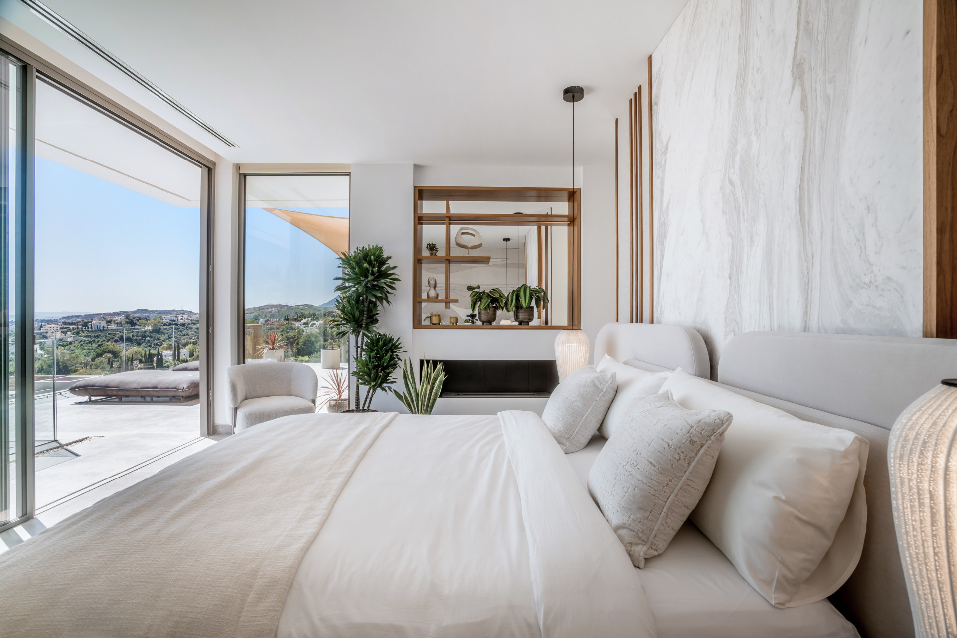 Villa in The Hills, Benahavis - Image 20