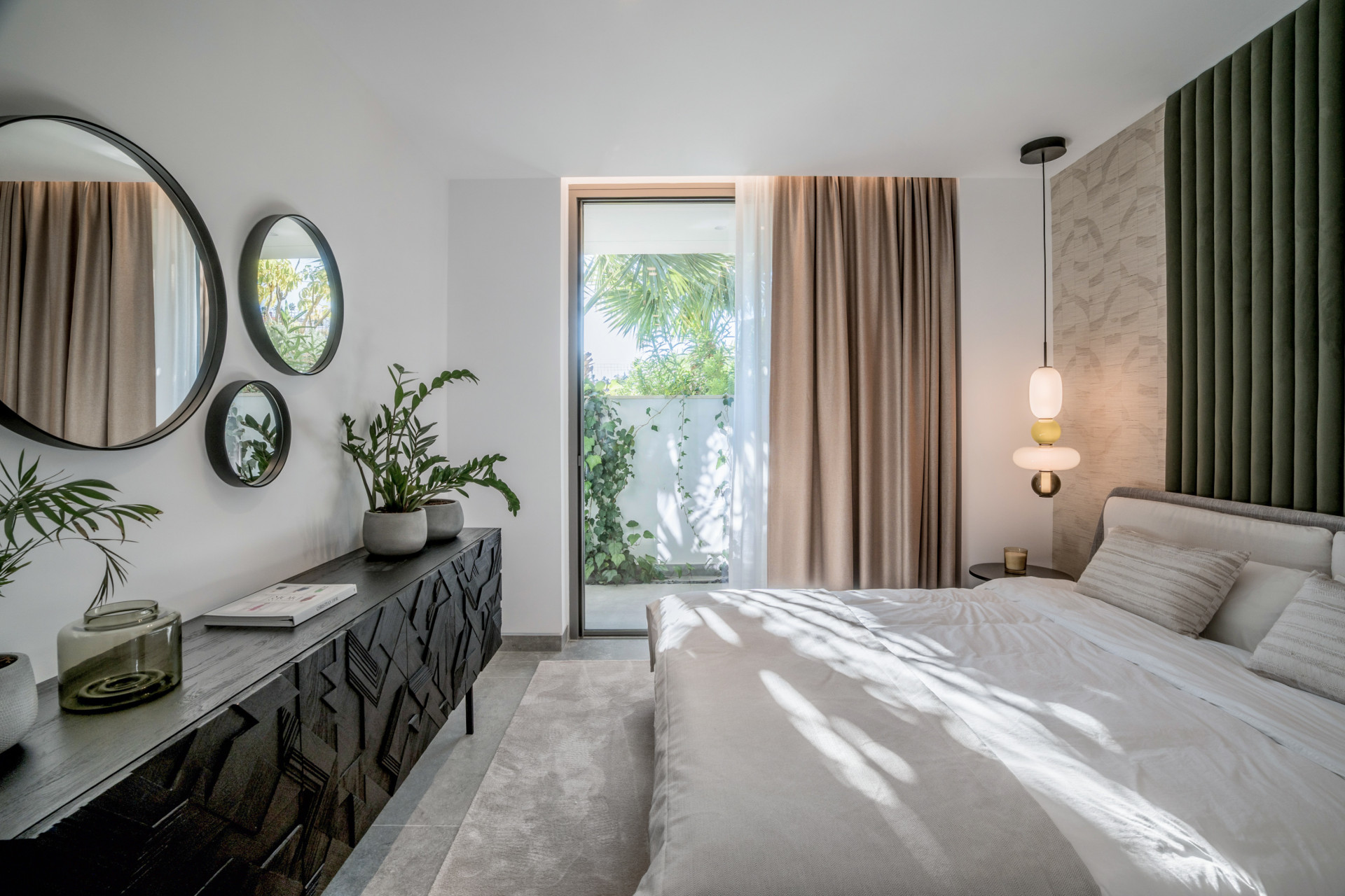 Villa in The Hills, Benahavis - Image 34