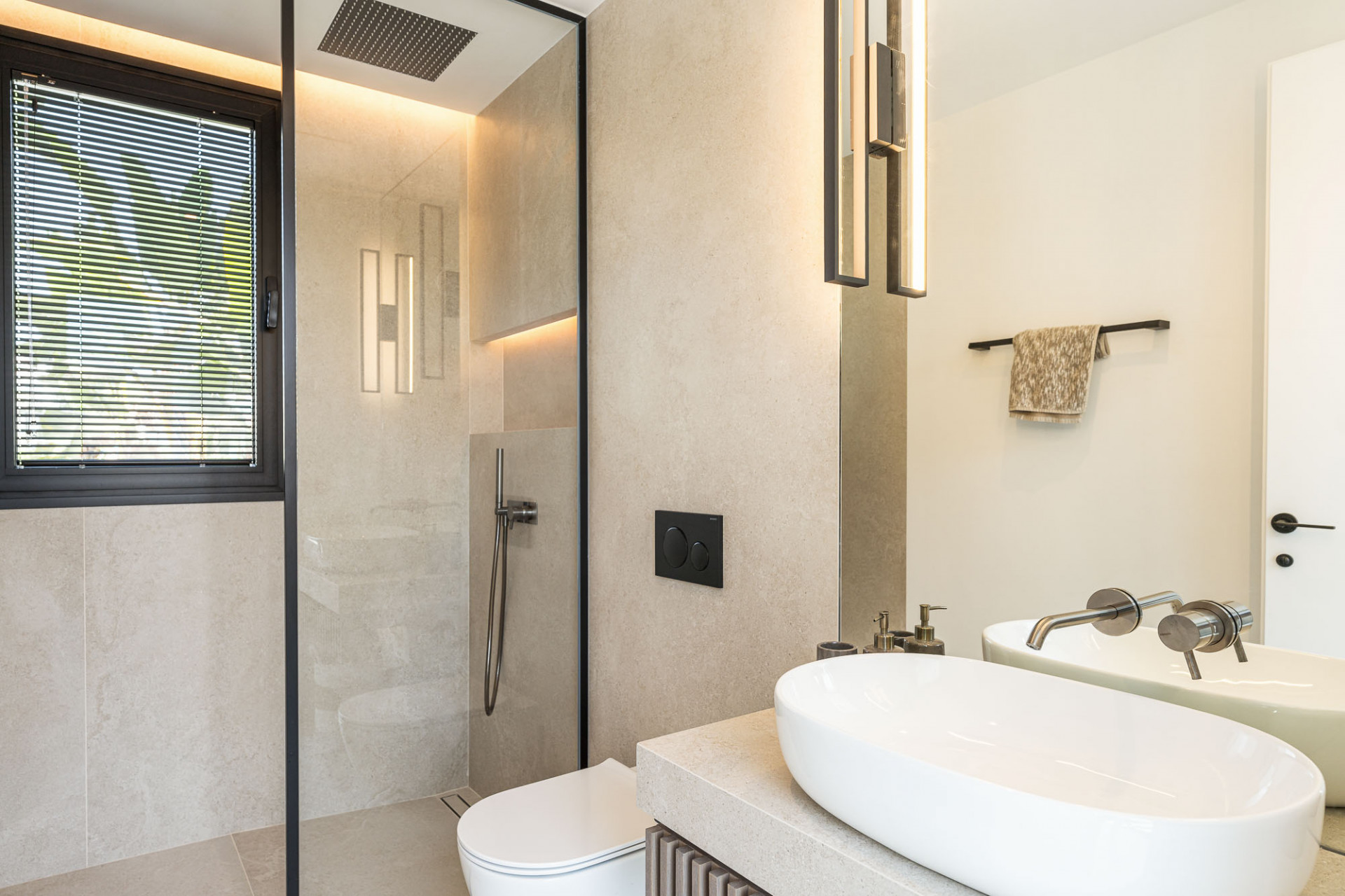 Villa in Nueva Andalucia, Marbella - Image 29