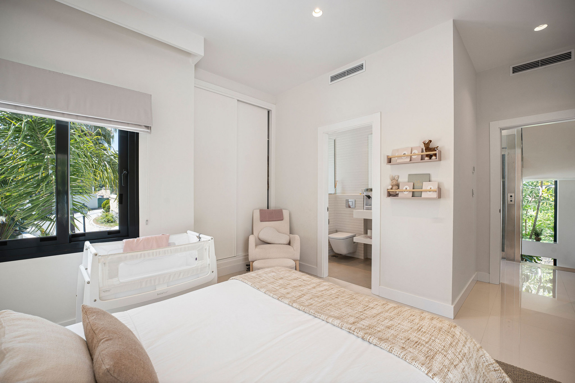Villa à El Herrojo, Benahavis - Image 33