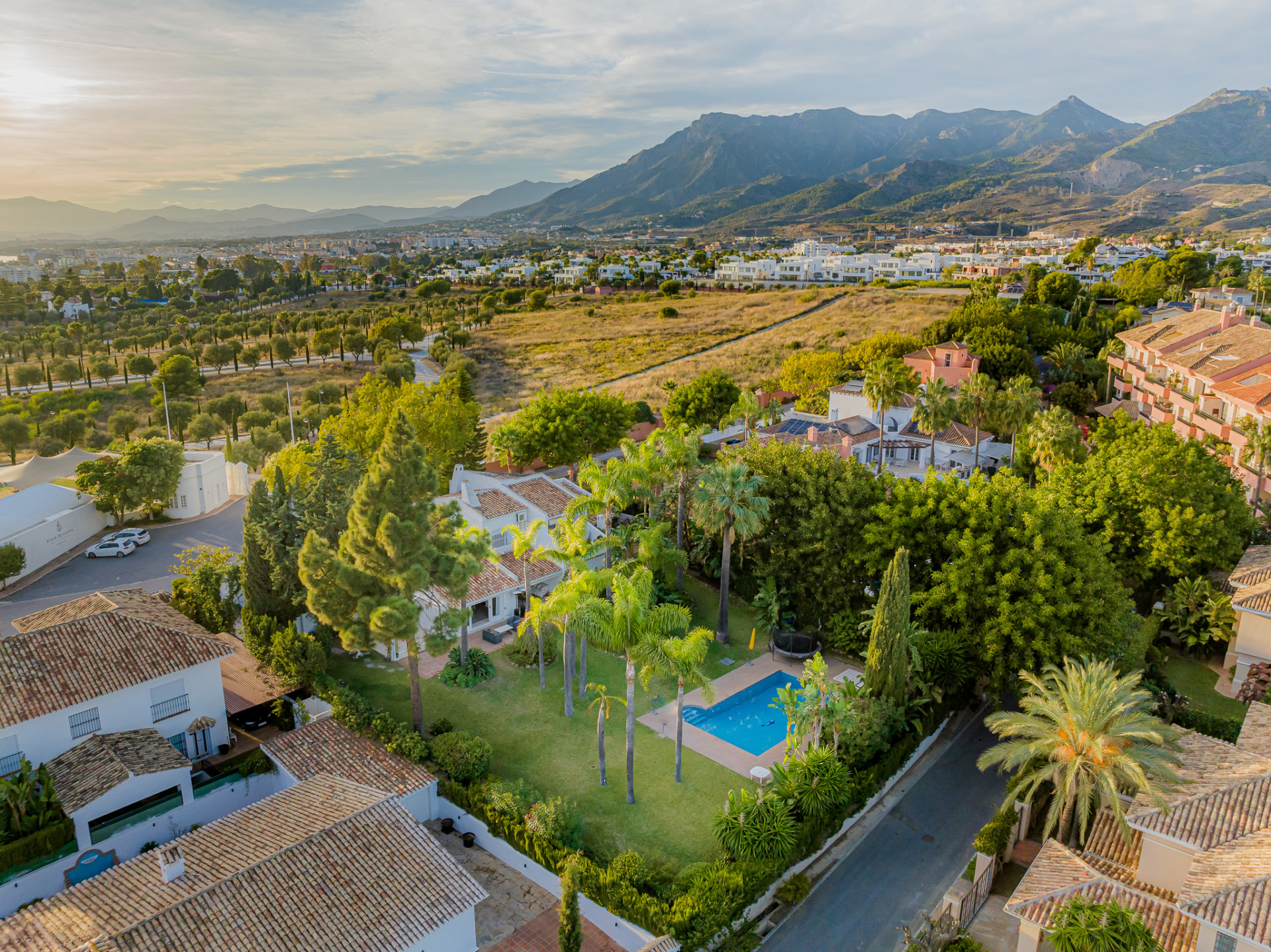 Villa à Marbella Este, Marbella - Image 2