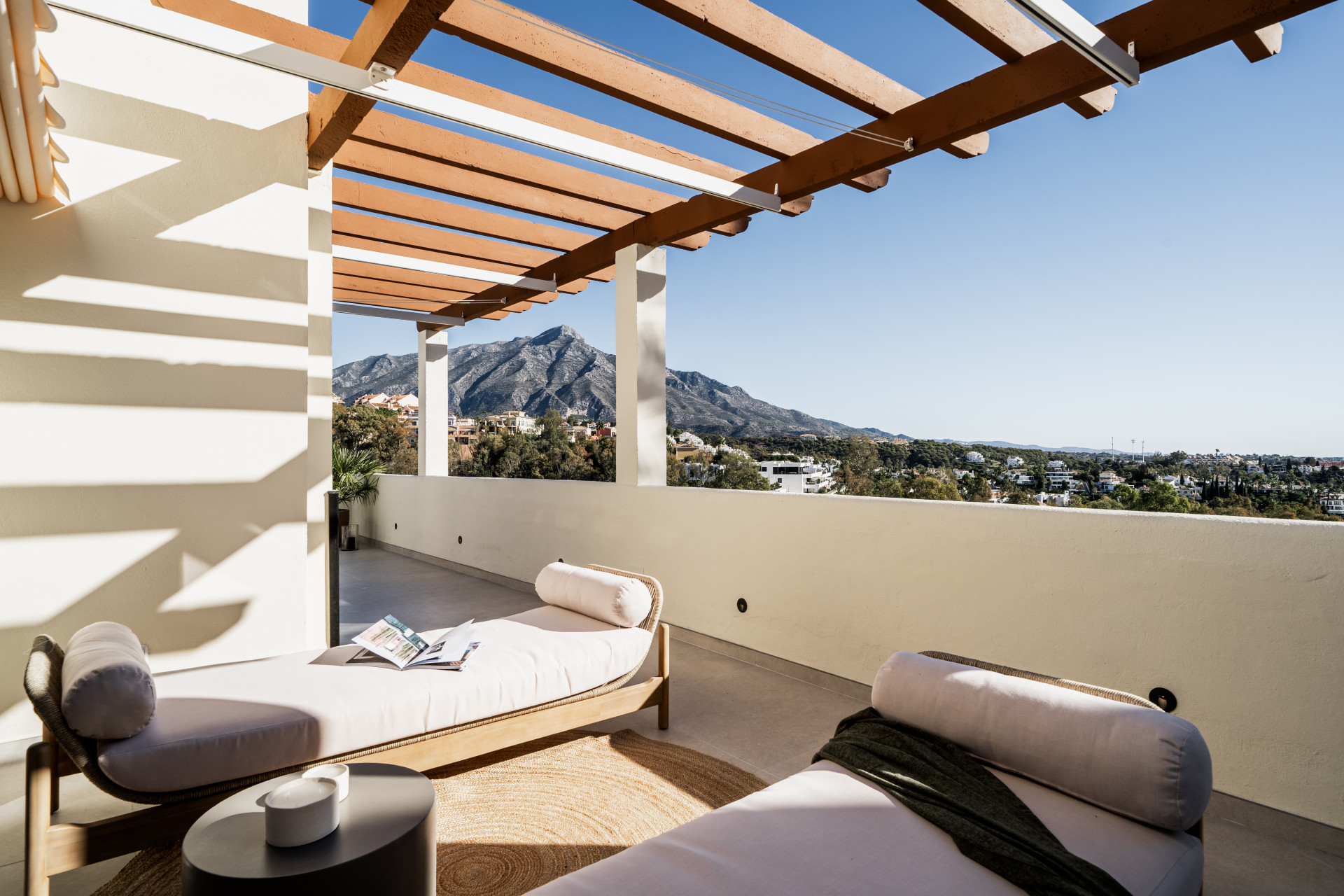 Duplex Penthouse à Nueva Andalucia, Marbella - Image 16