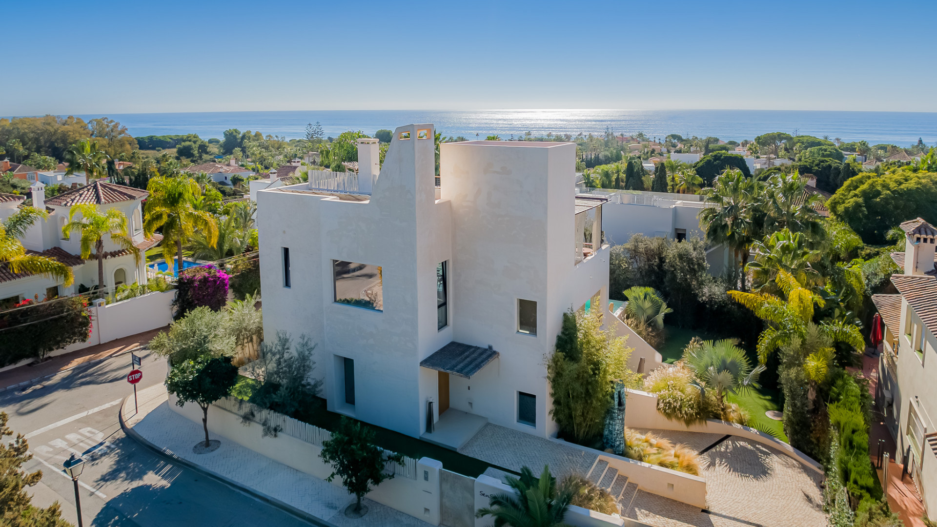 Semi Detached Villa in Marbella Este, Marbella - Image 21