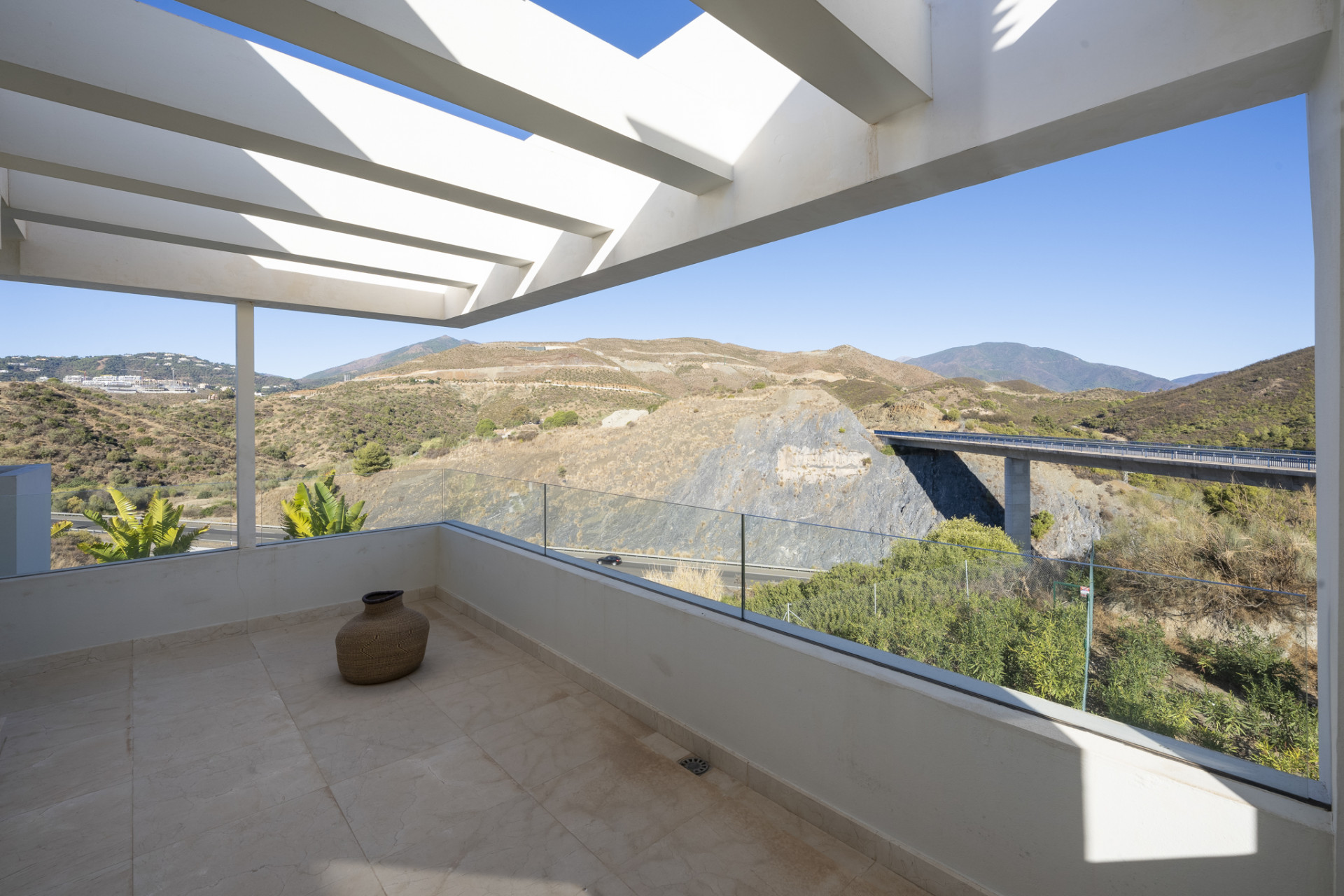 Duplex Penthouse in Nueva Andalucia, Marbella - Image 44