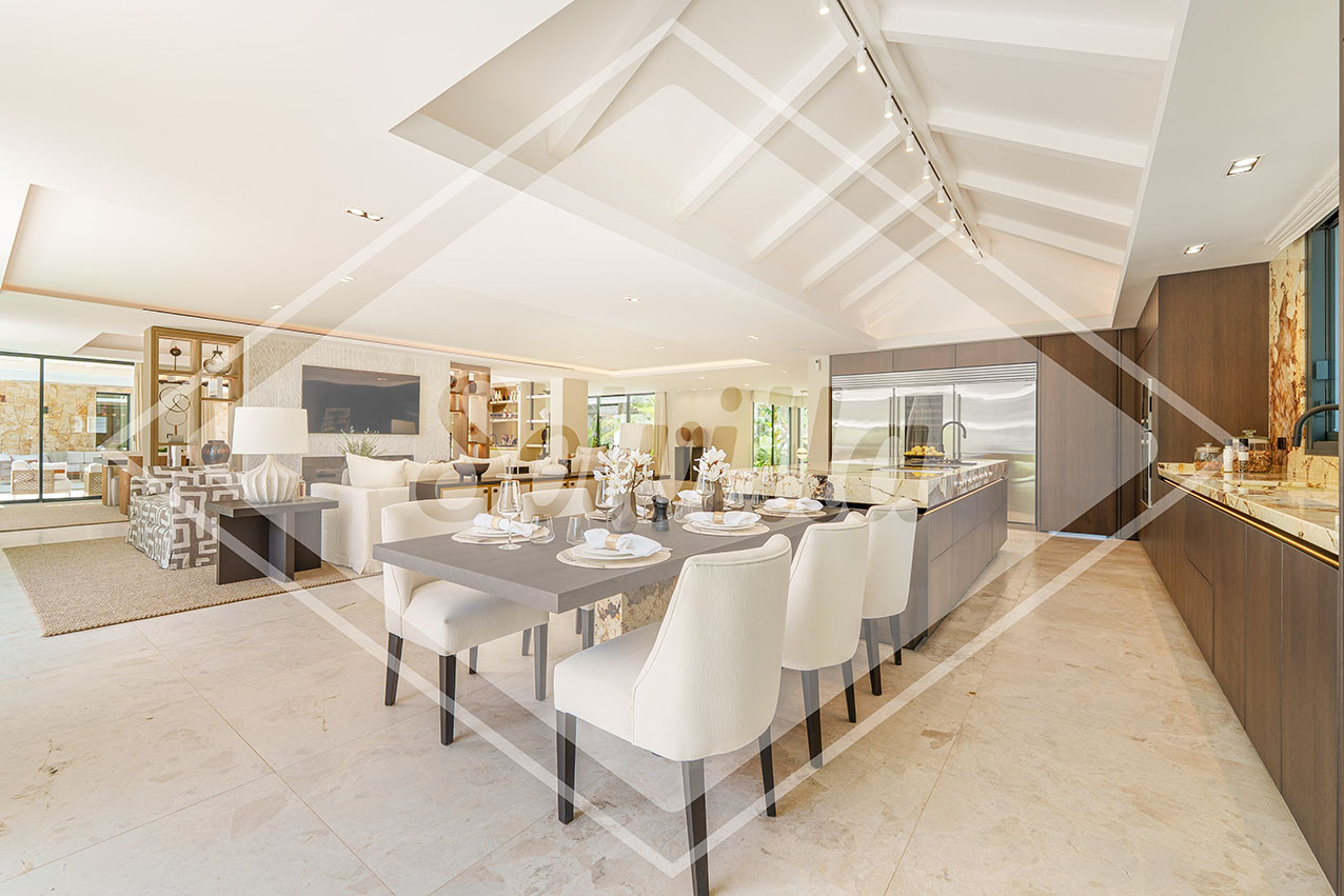 Villa in Nueva Andalucia, Marbella - Image 4