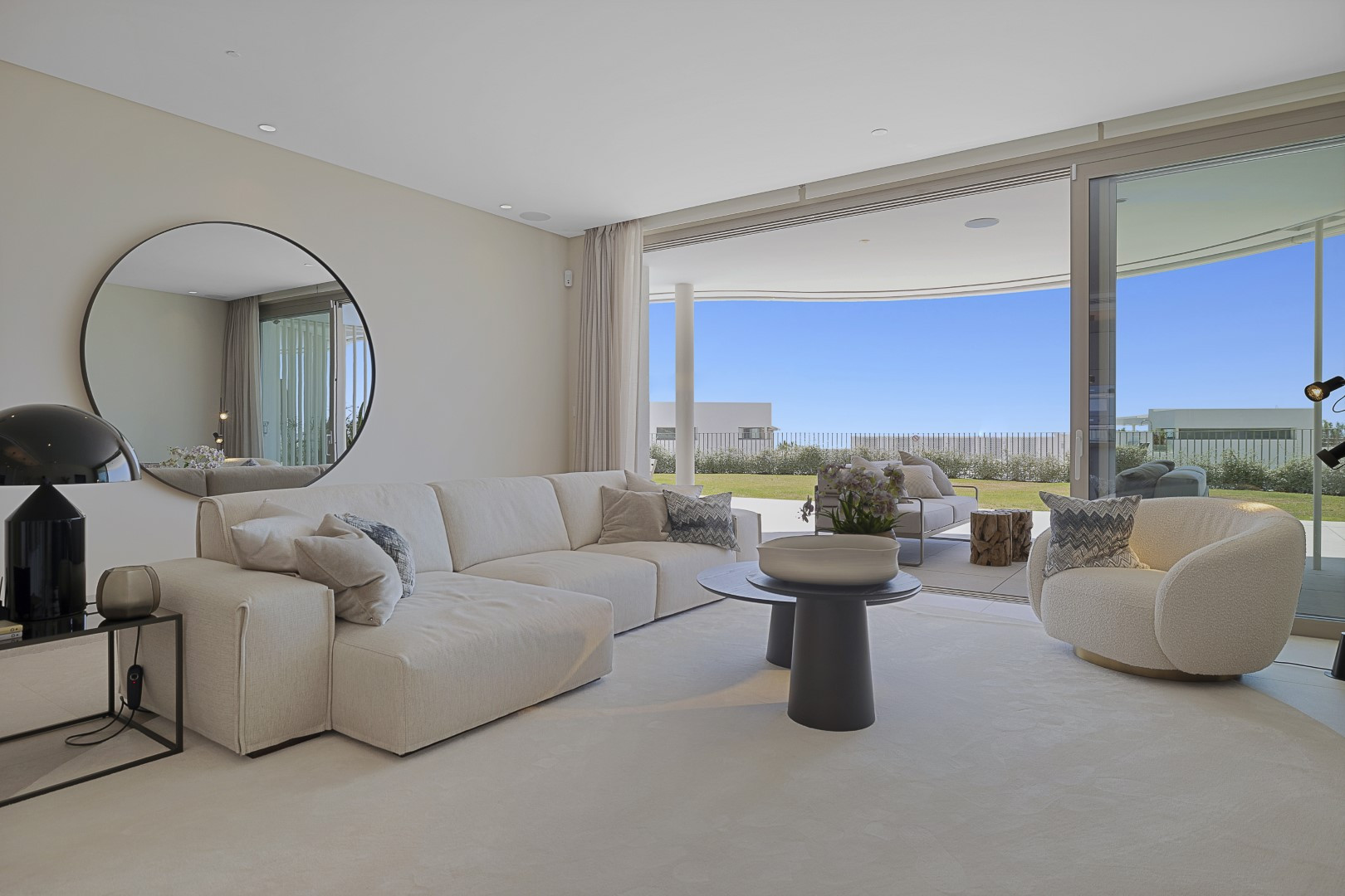 Apartment in The View Marbella, Benahavis - Image 4