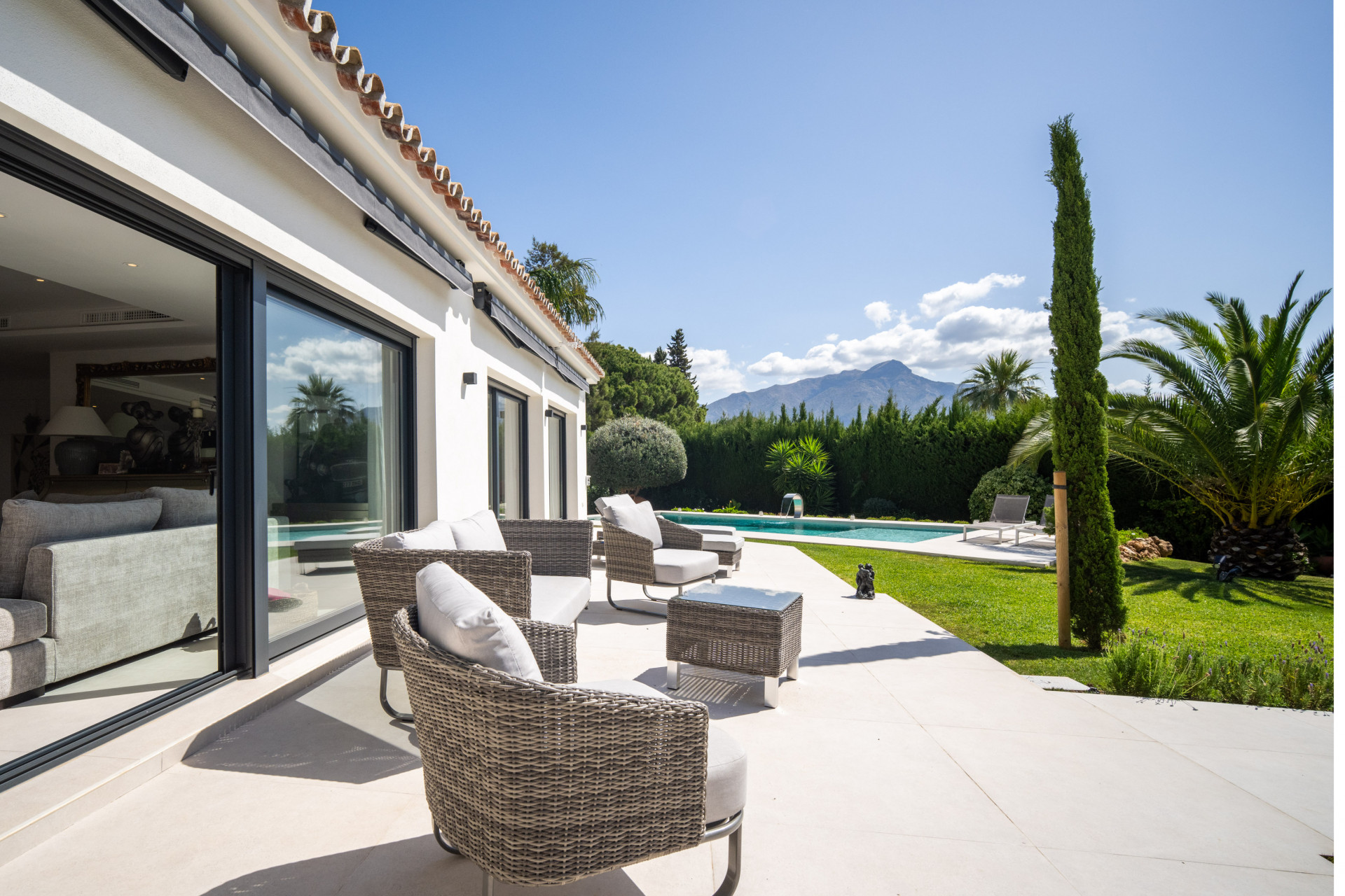 House in La Quinta, Benahavis - Image 14