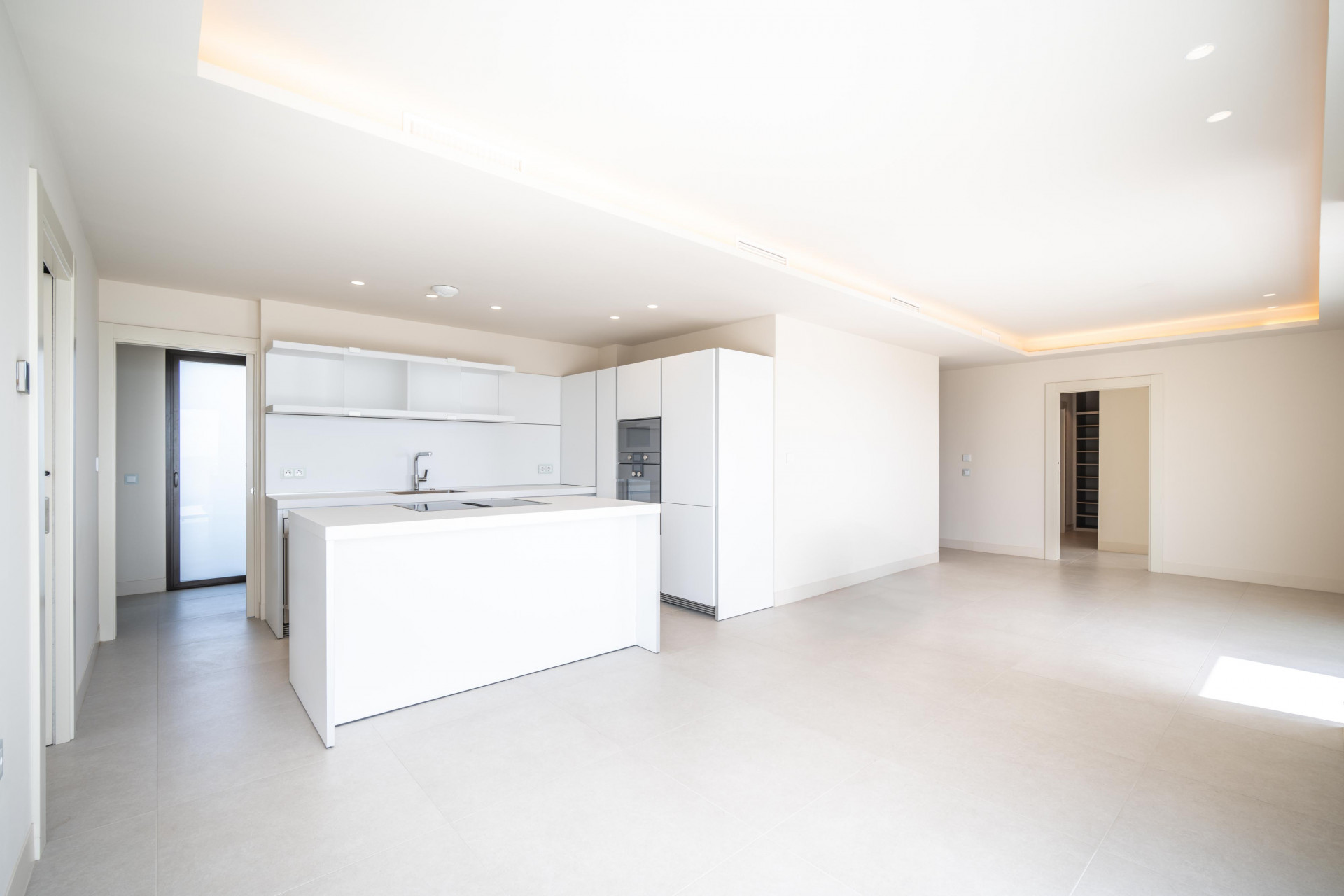 Penthouse in Estepona East, Estepona - Image 4