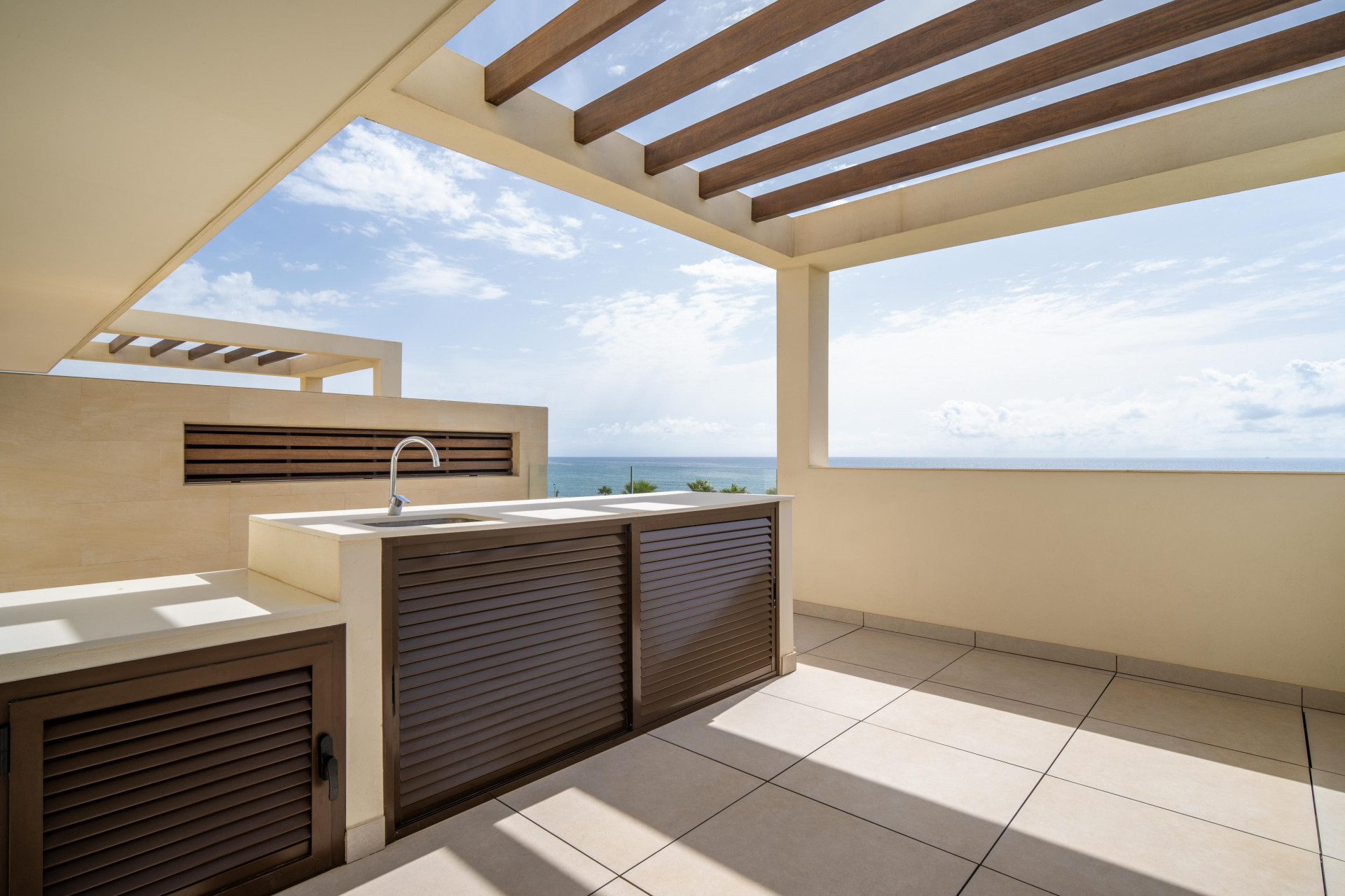 Penthouse in Estepona East, Estepona - Image 12